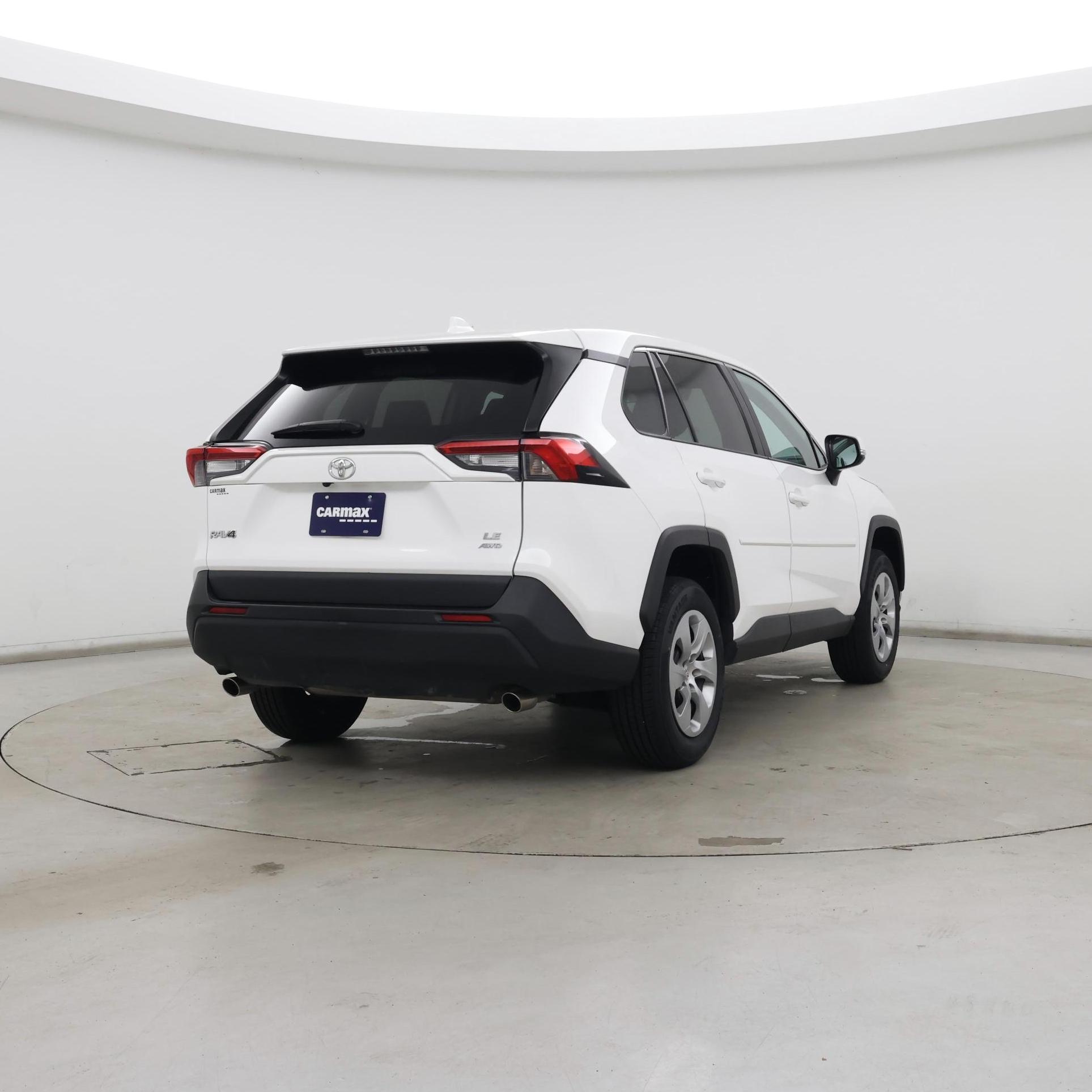 Thumbnail: 2023 Toyota RAV4 - 8