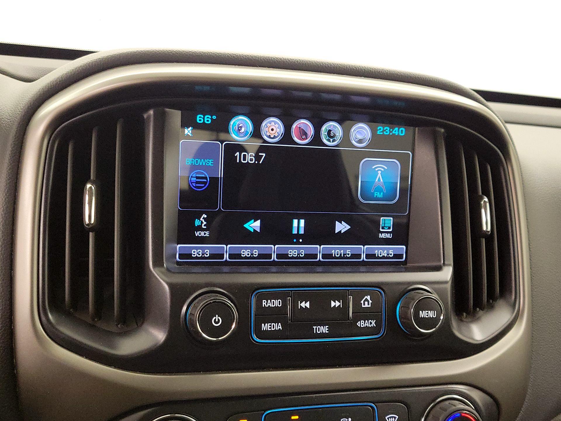 Thumbnail: 2015 Chevrolet Colorado - 15