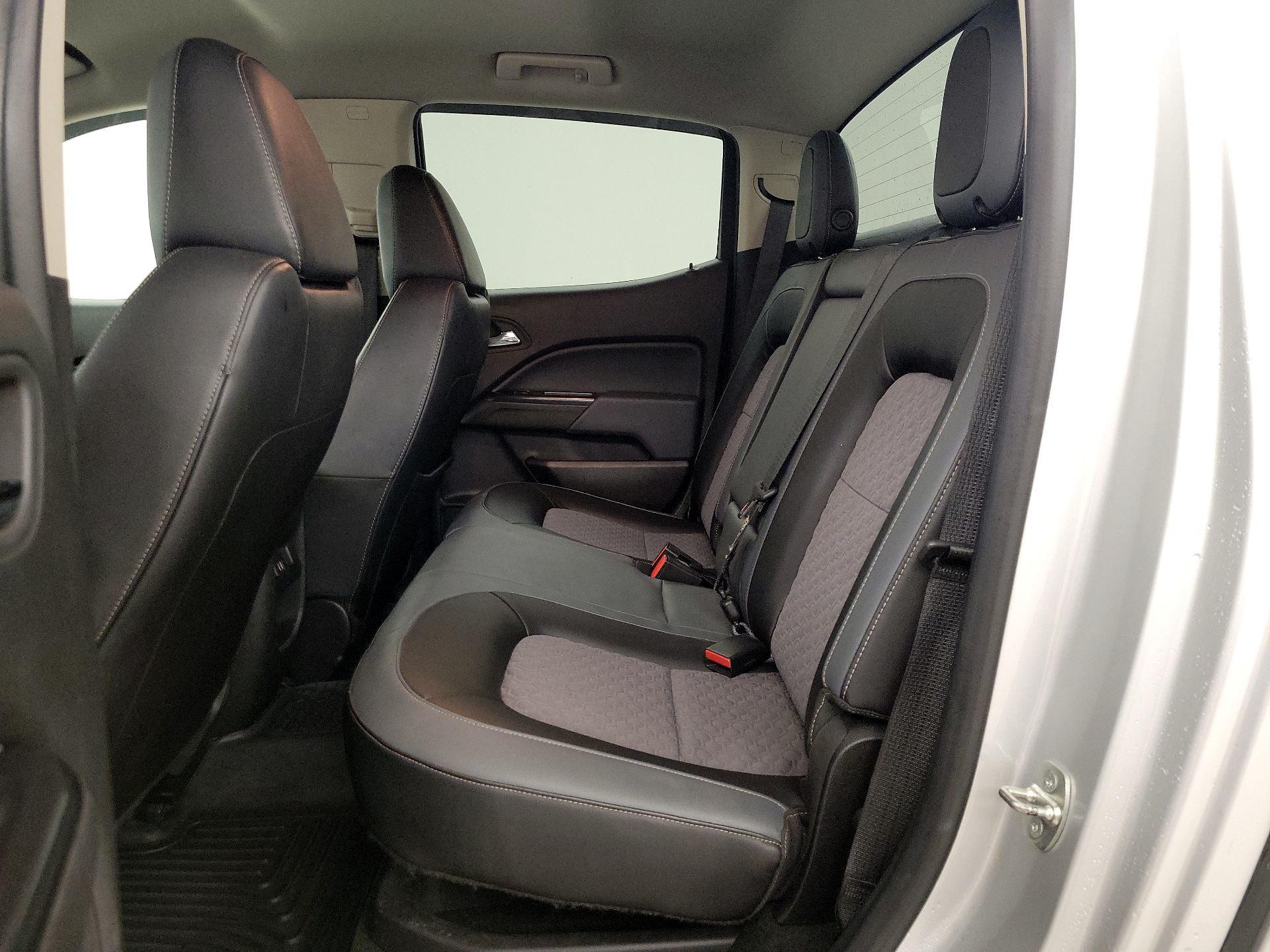 Thumbnail: 2015 Chevrolet Colorado - 19