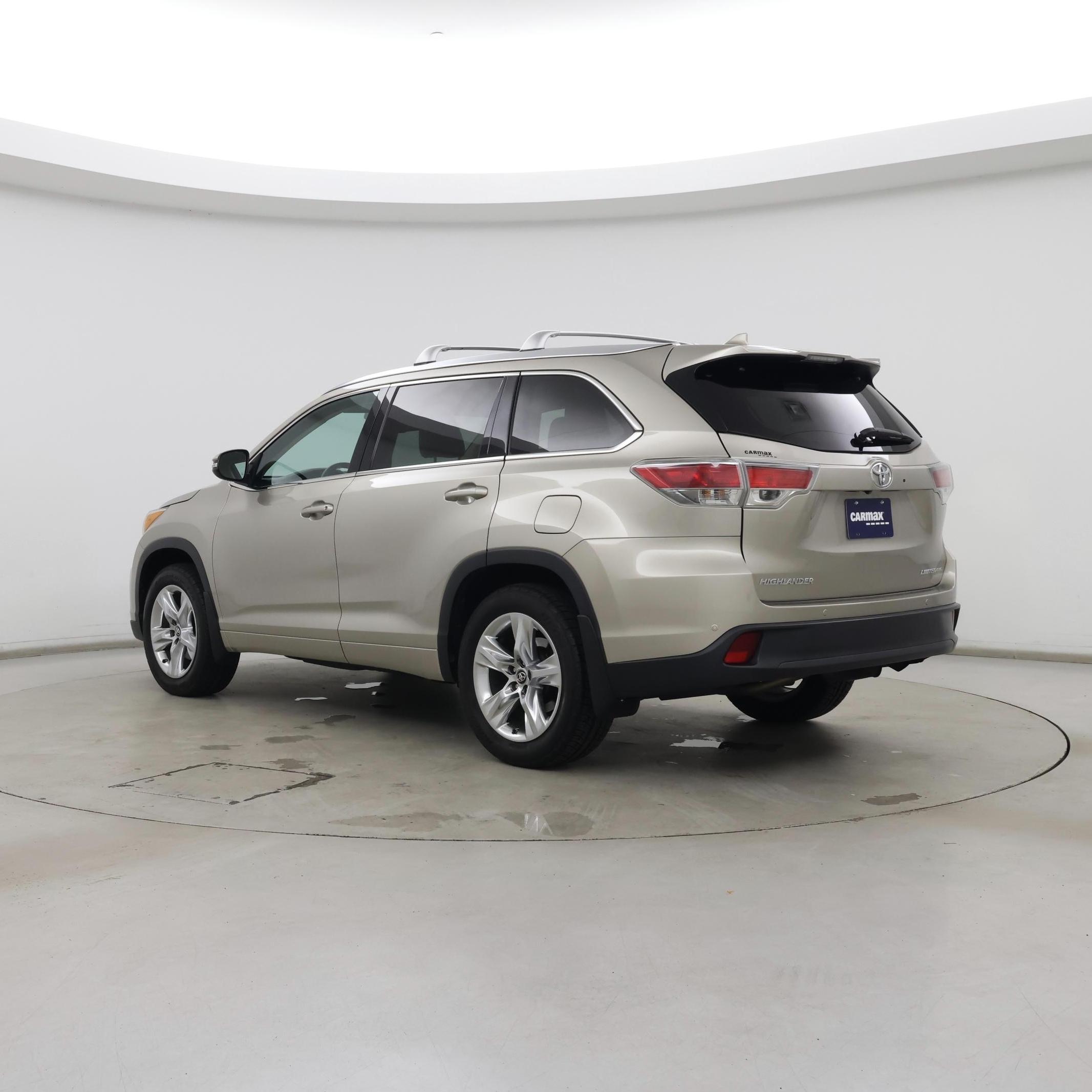 Thumbnail: 2016 Toyota Highlander - 2