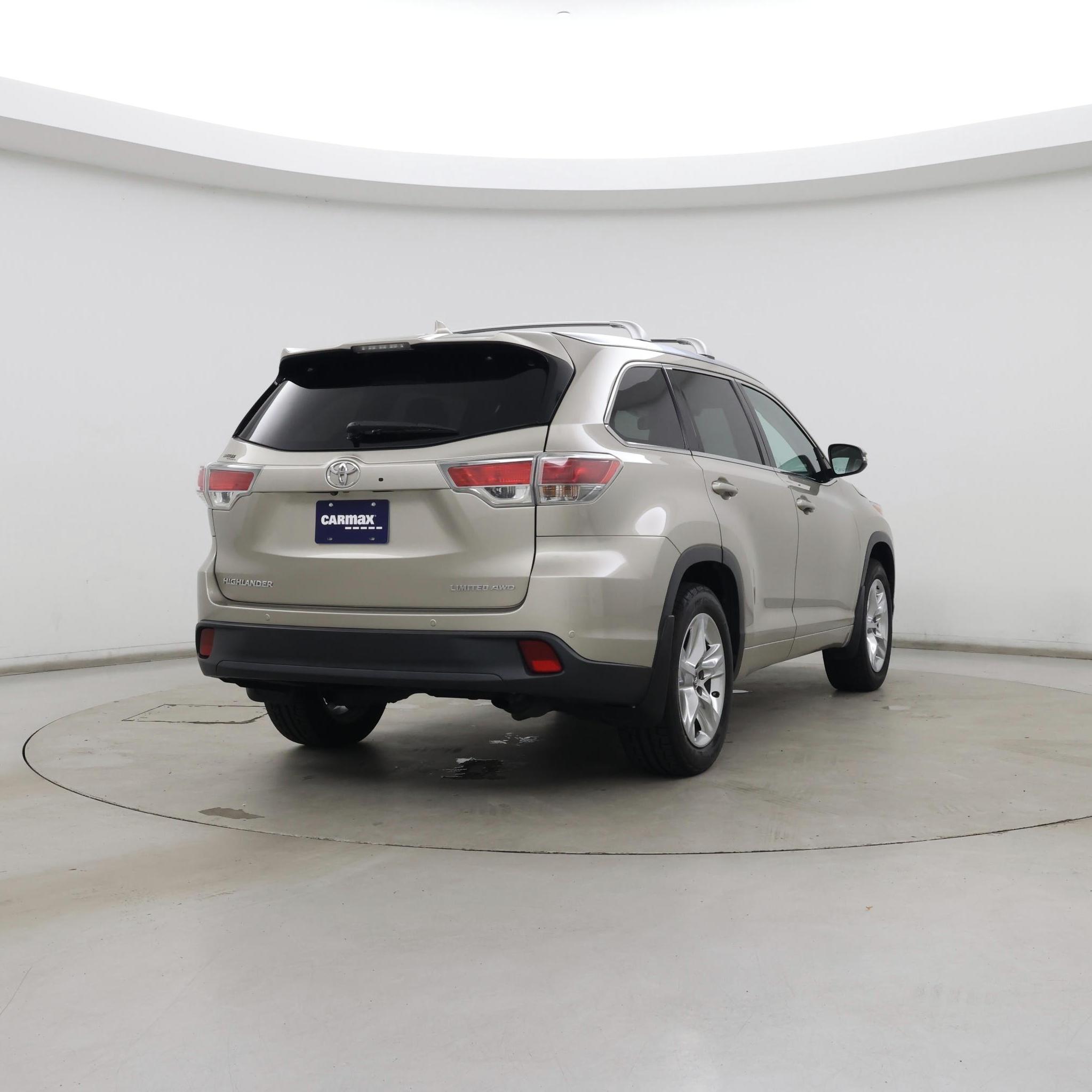 Thumbnail: 2016 Toyota Highlander - 8