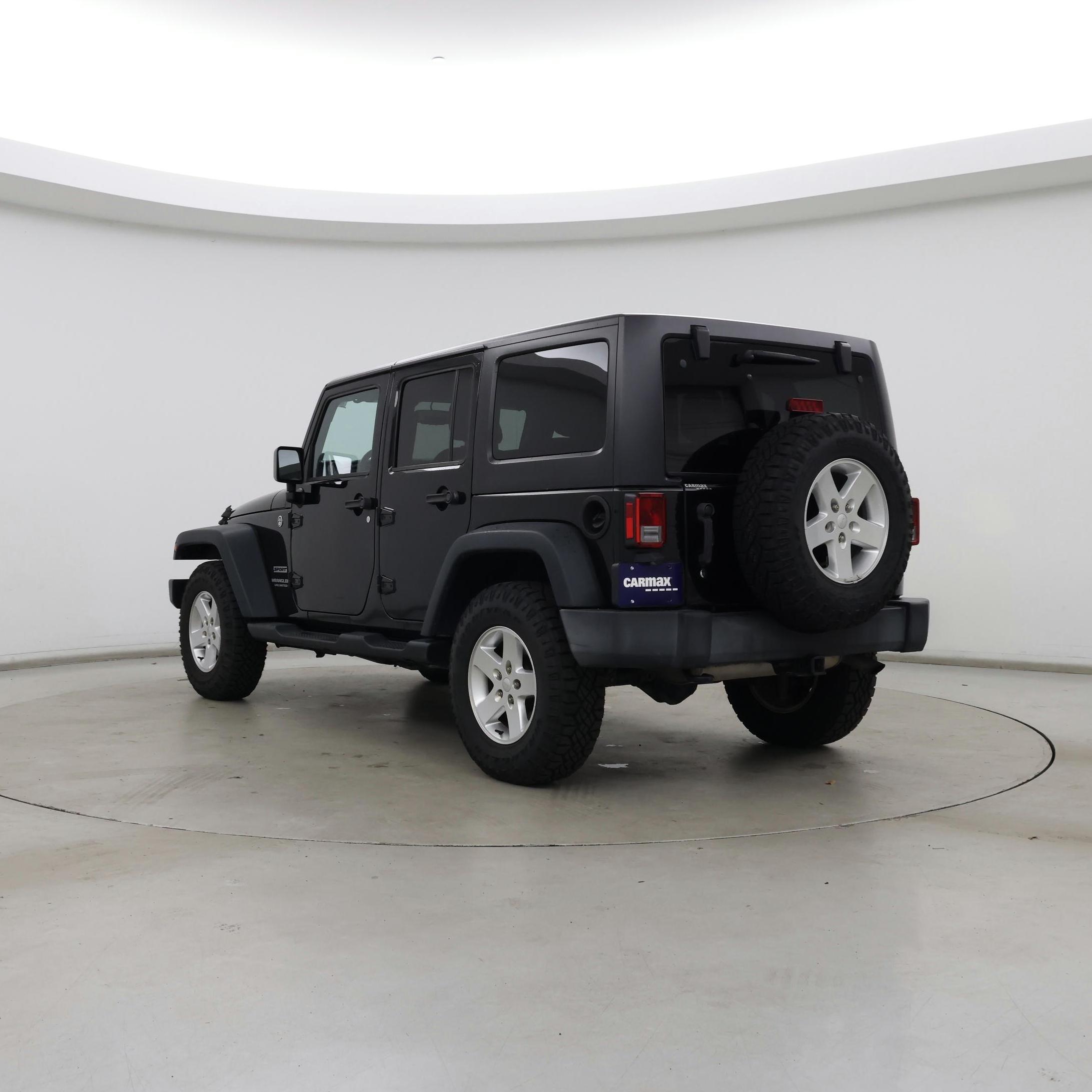 Thumbnail: 2015 Jeep Wrangler - 2