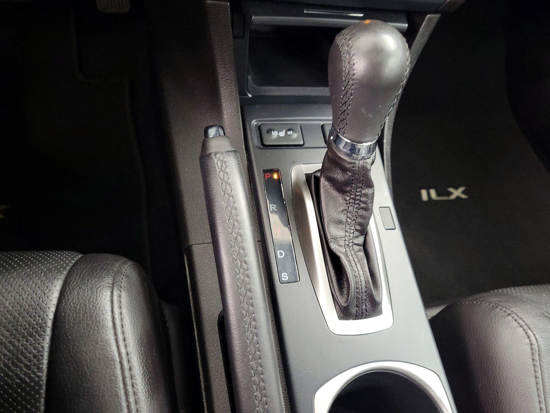 Thumbnail: 2016 Acura ILX - 18