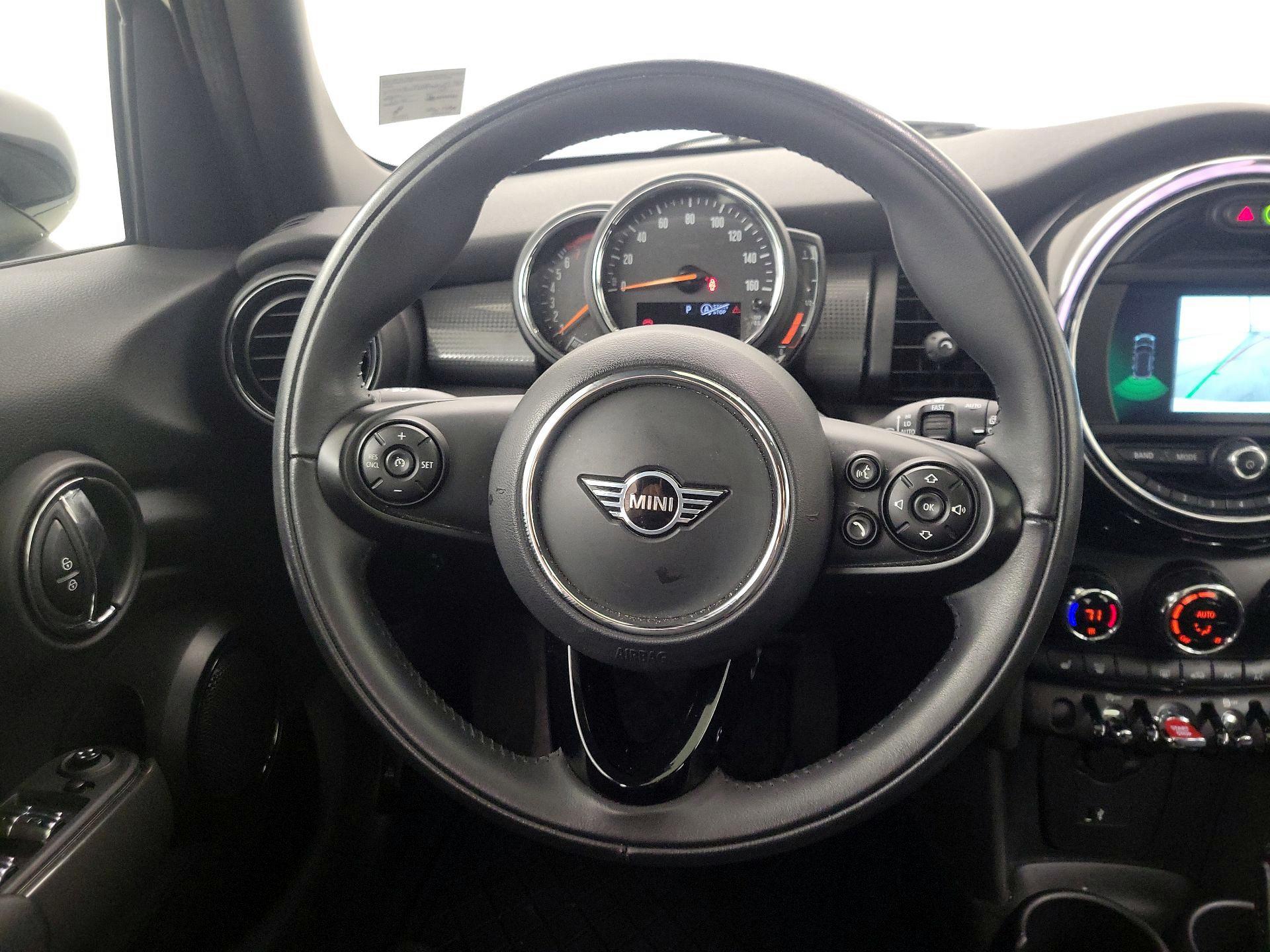Thumbnail: 2021 MINI Cooper Hardtop - 10