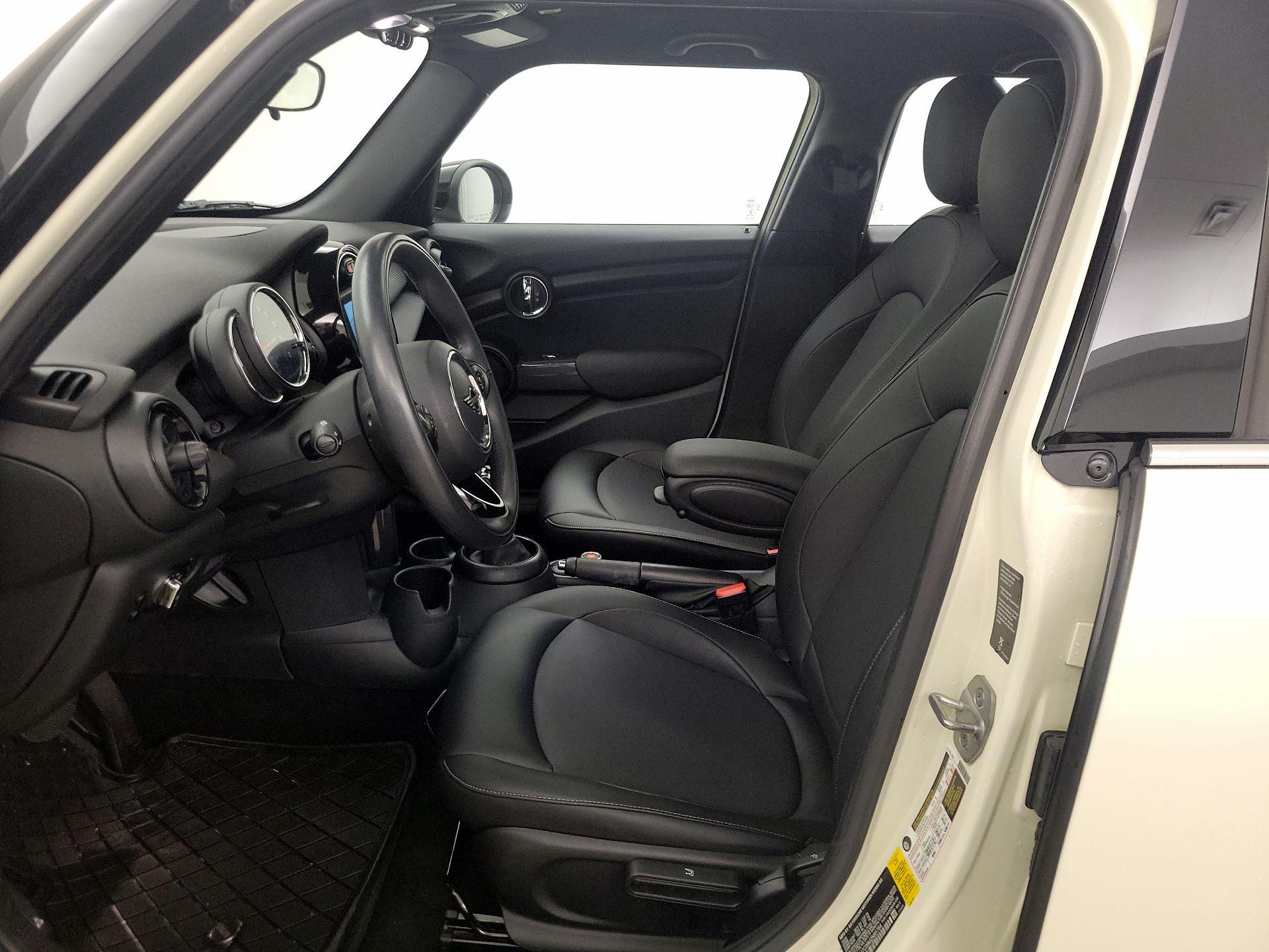Thumbnail: 2021 MINI Cooper Hardtop - 11