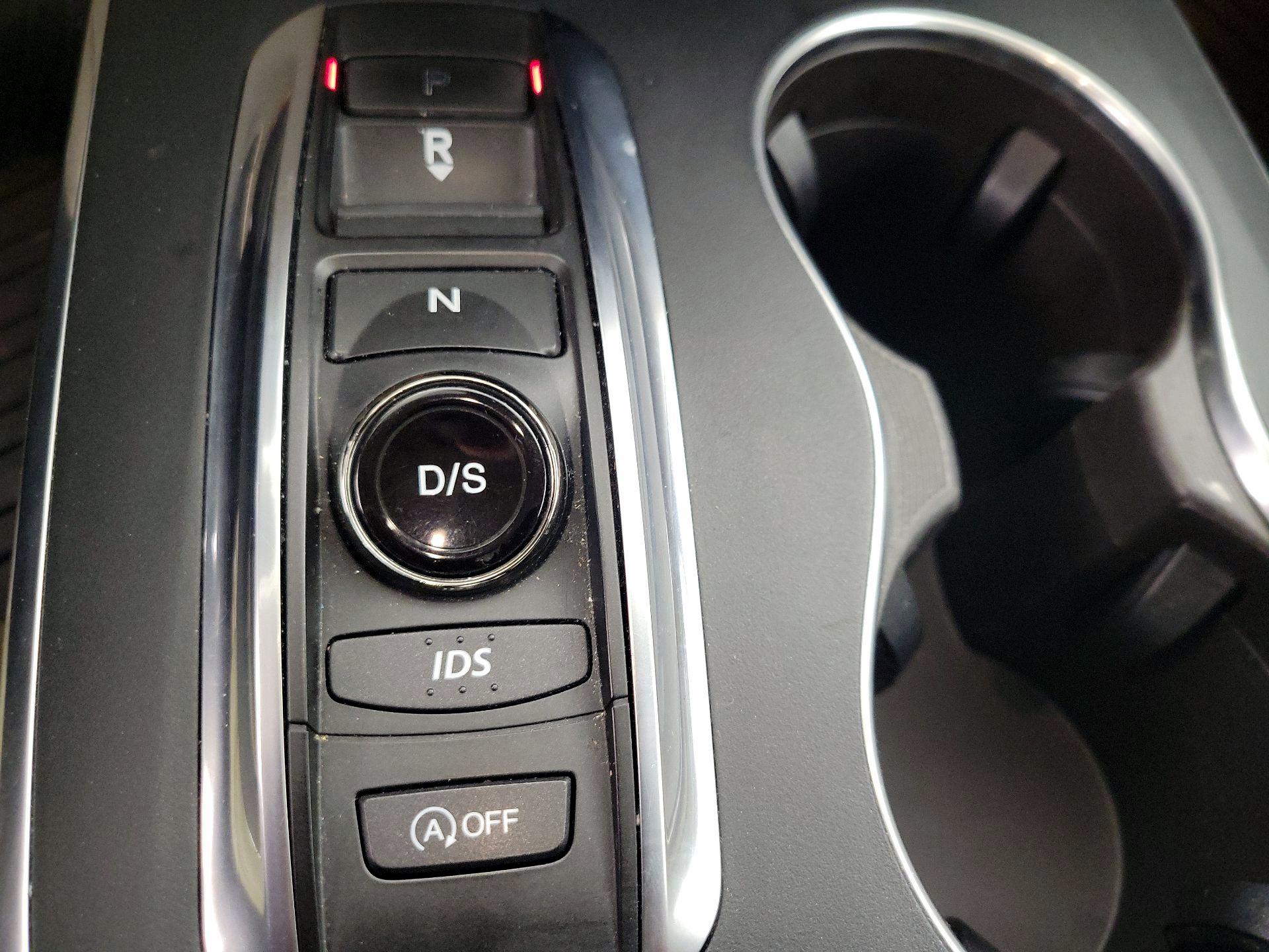 Thumbnail: 2016 Acura MDX - 17