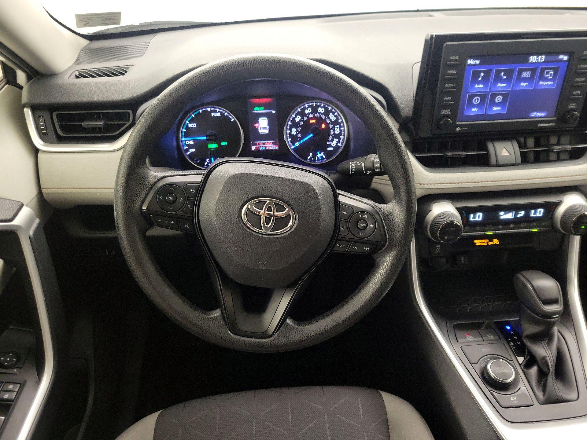 Thumbnail: 2022 Toyota RAV4 - 10
