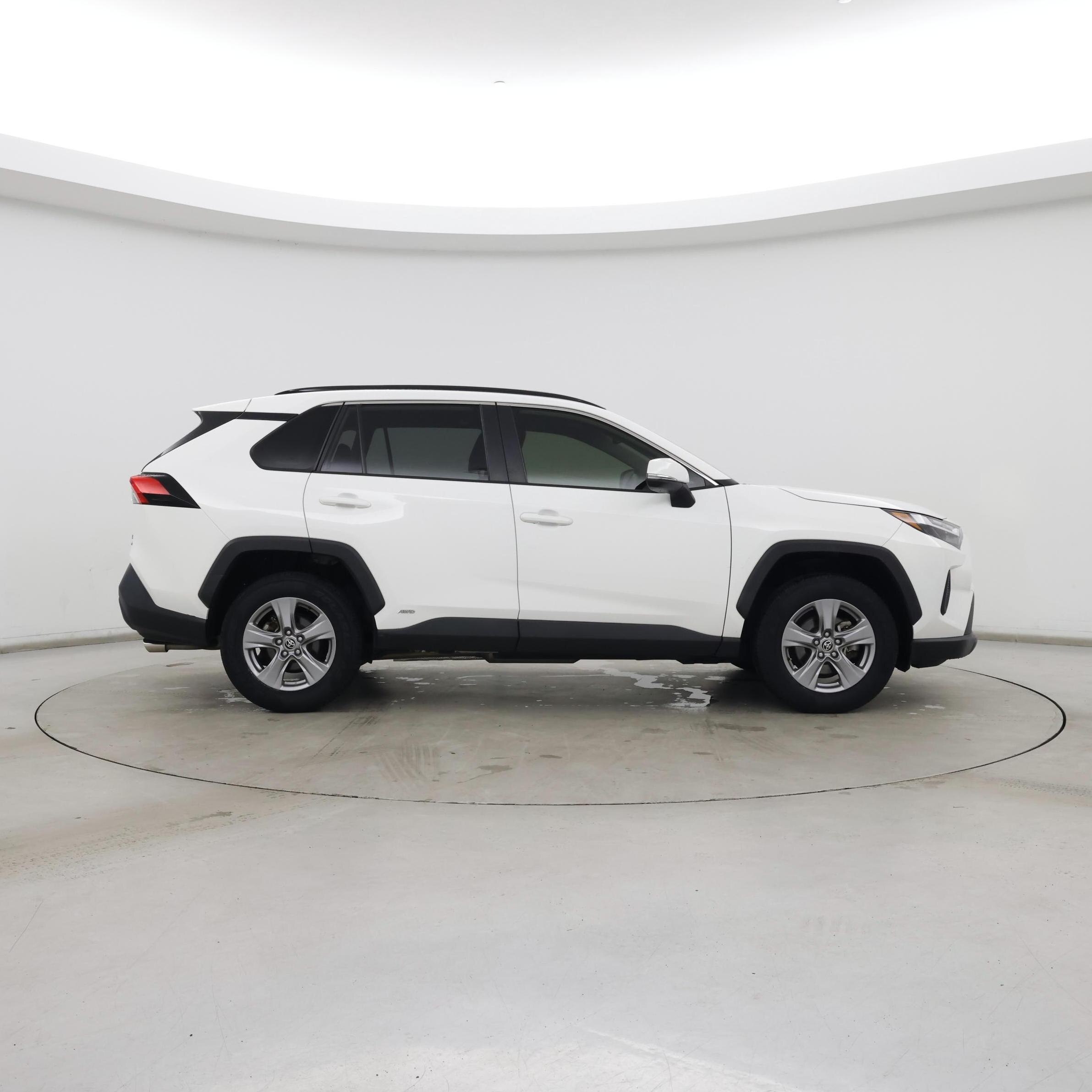 Thumbnail: 2022 Toyota RAV4 - 7