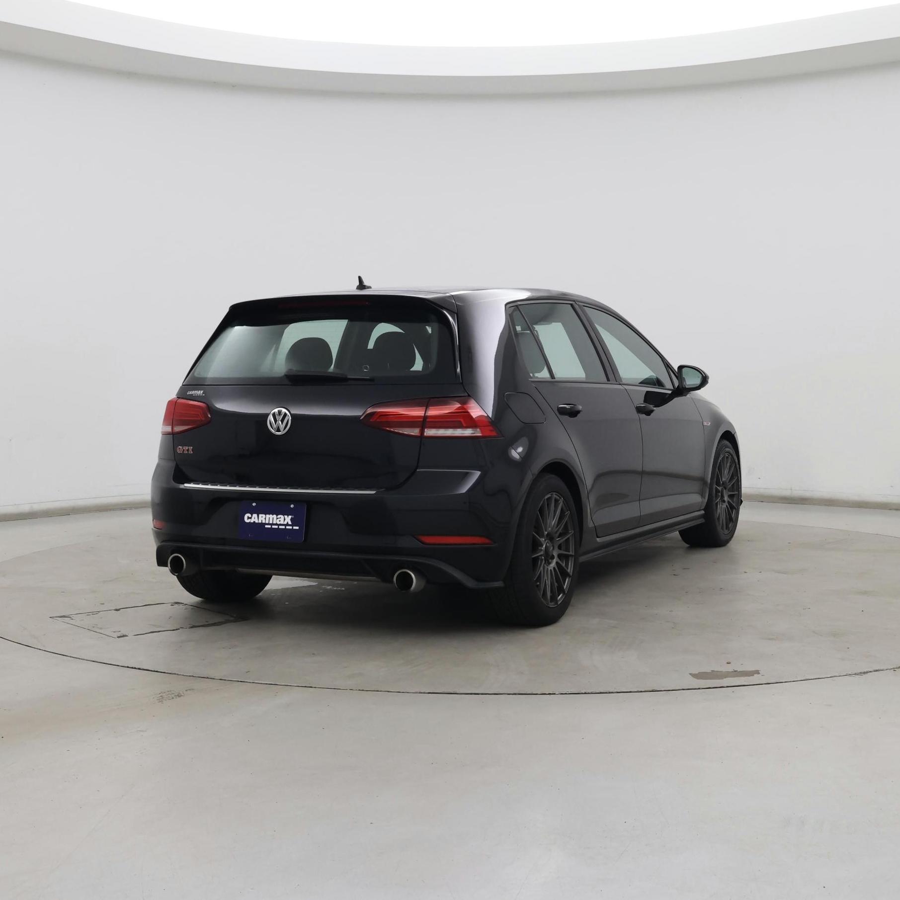 Thumbnail: 2019 Volkswagen Golf - 8
