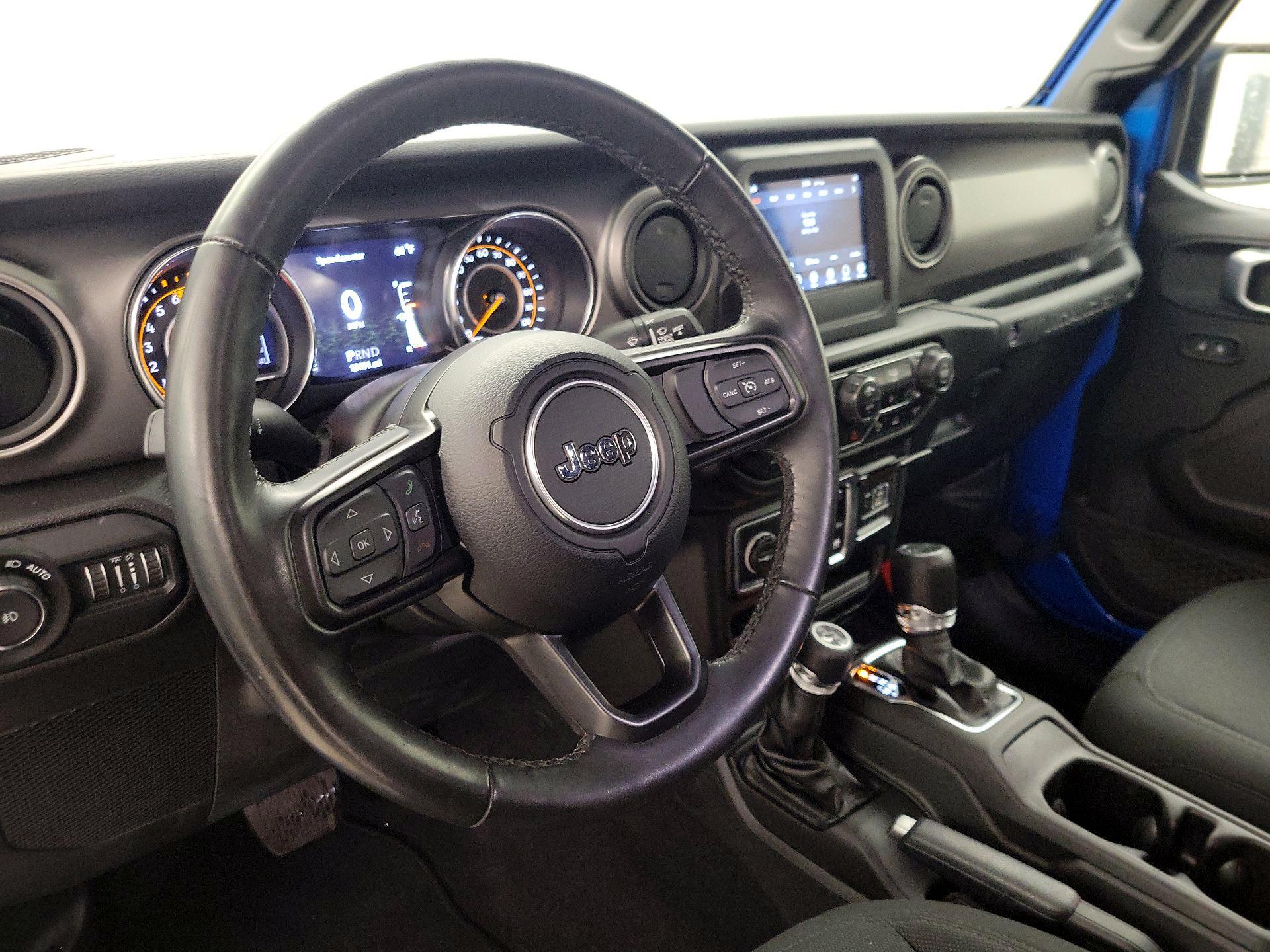 Thumbnail: 2022 Jeep Wrangler - 9