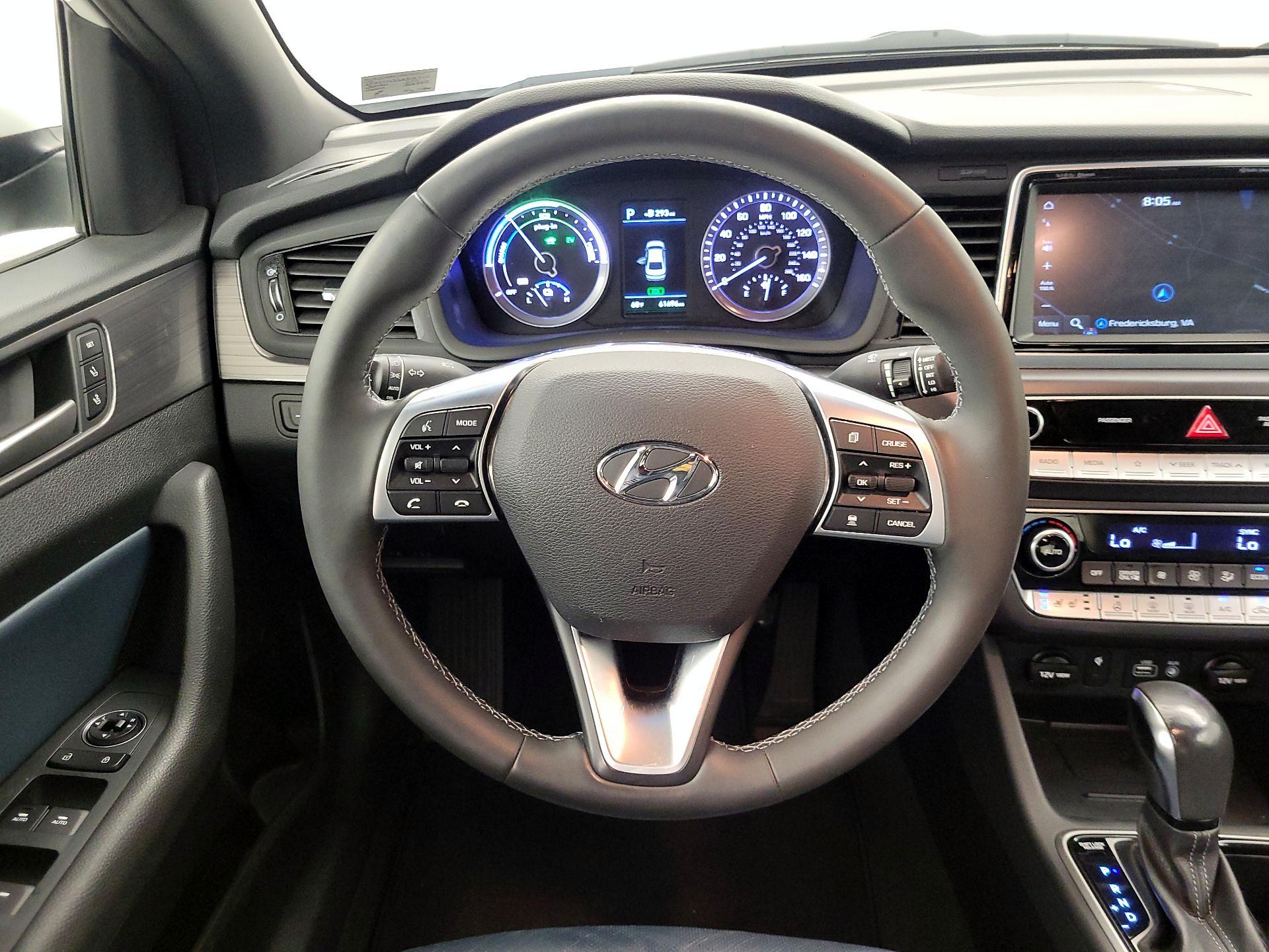 Thumbnail: 2019 Hyundai Sonata - 10