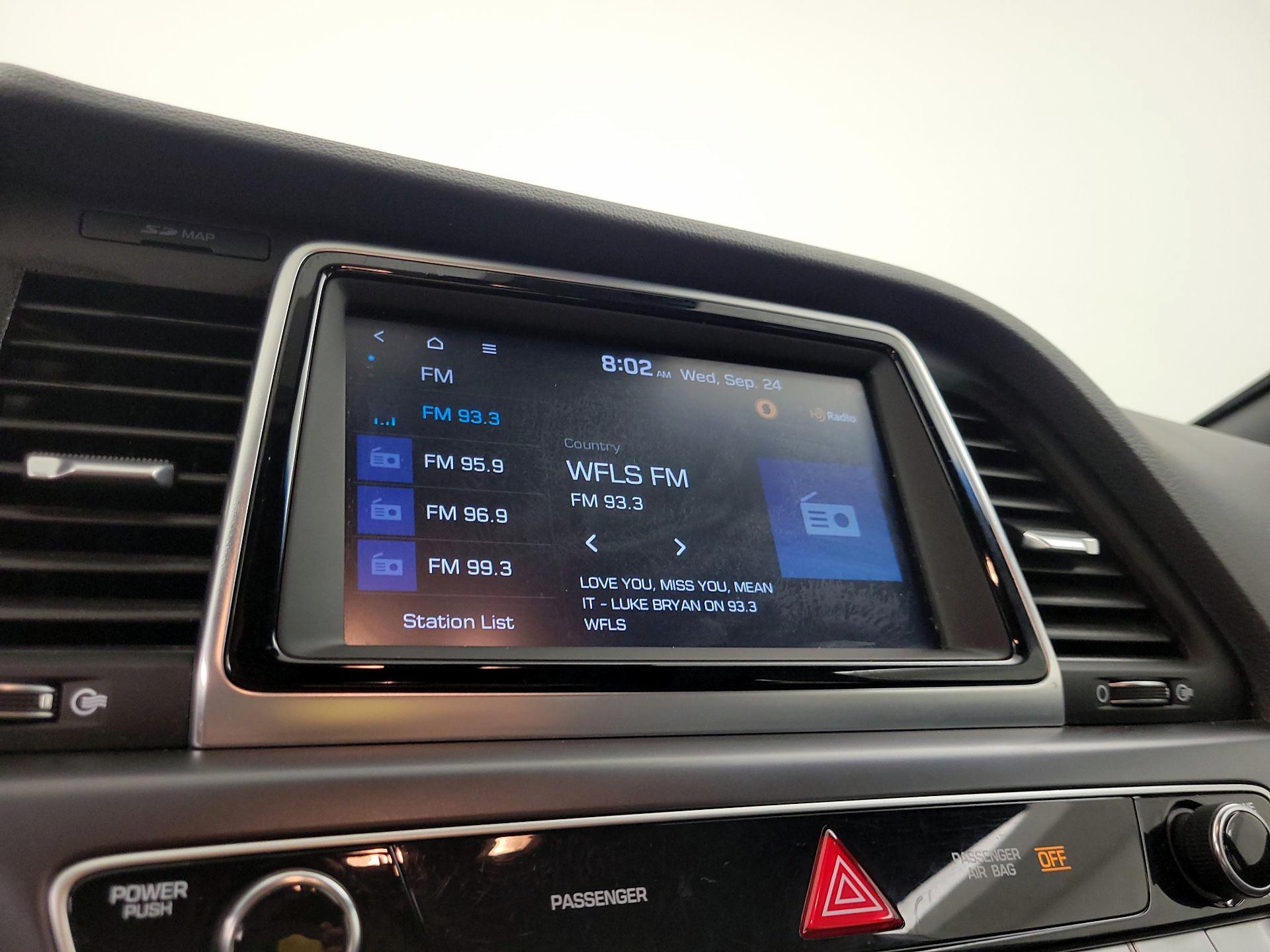 Thumbnail: 2019 Hyundai Sonata - 16