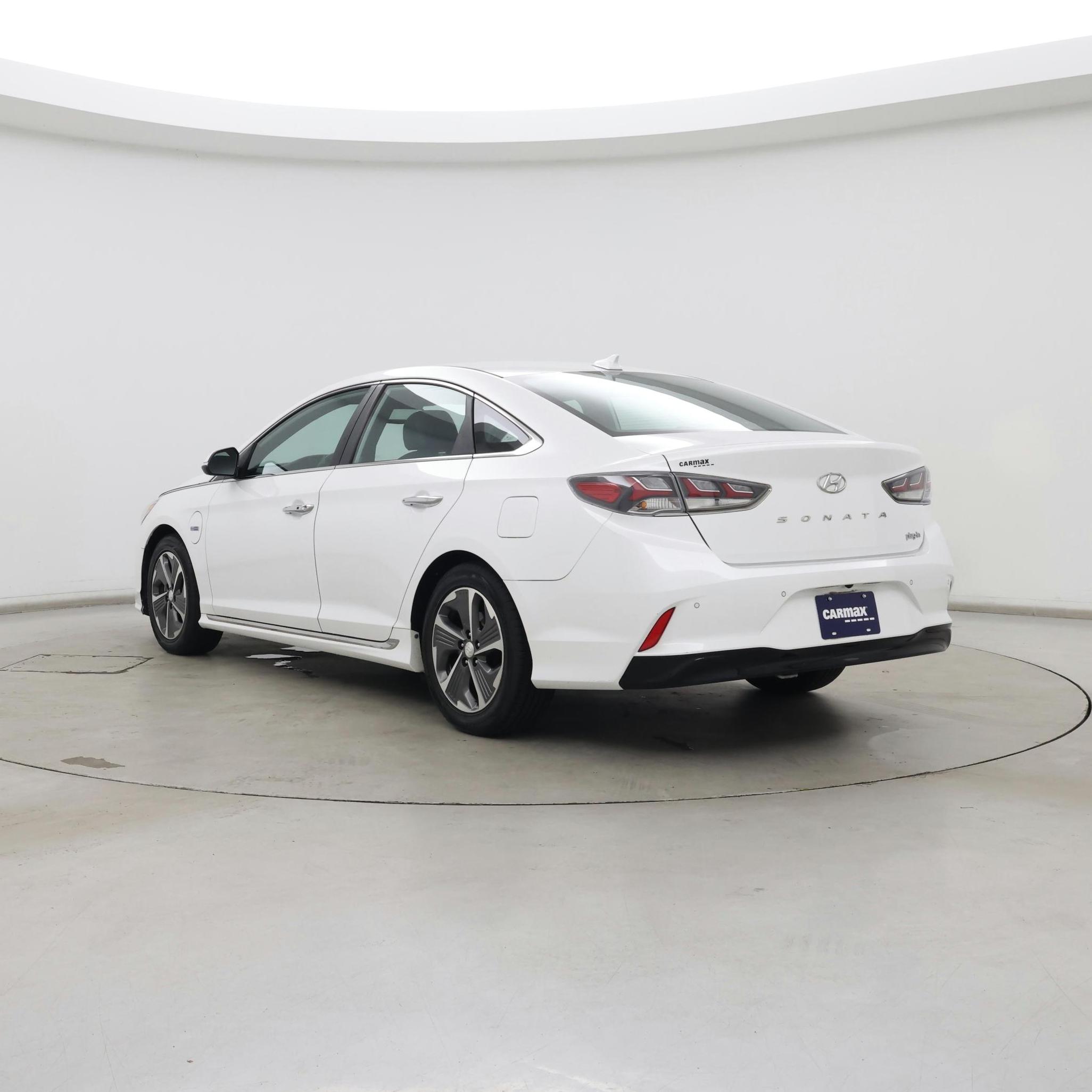 Thumbnail: 2019 Hyundai Sonata - 2