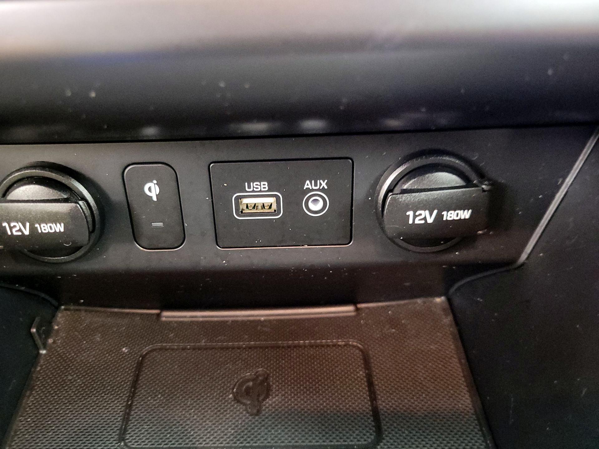 Thumbnail: 2019 Hyundai Sonata - 19