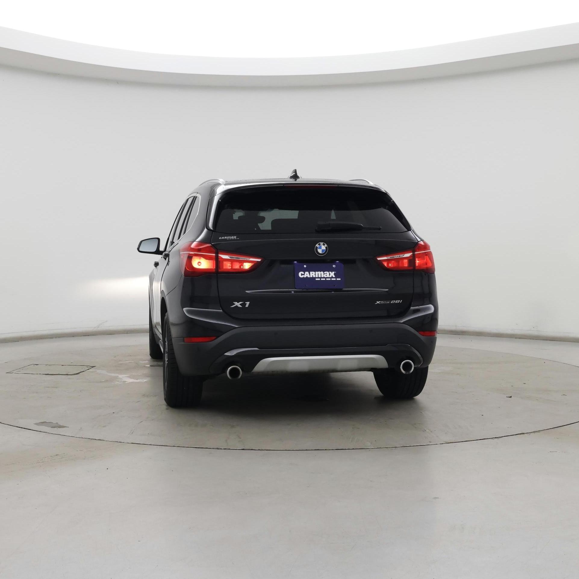 Thumbnail: 2022 BMW X1 - 6