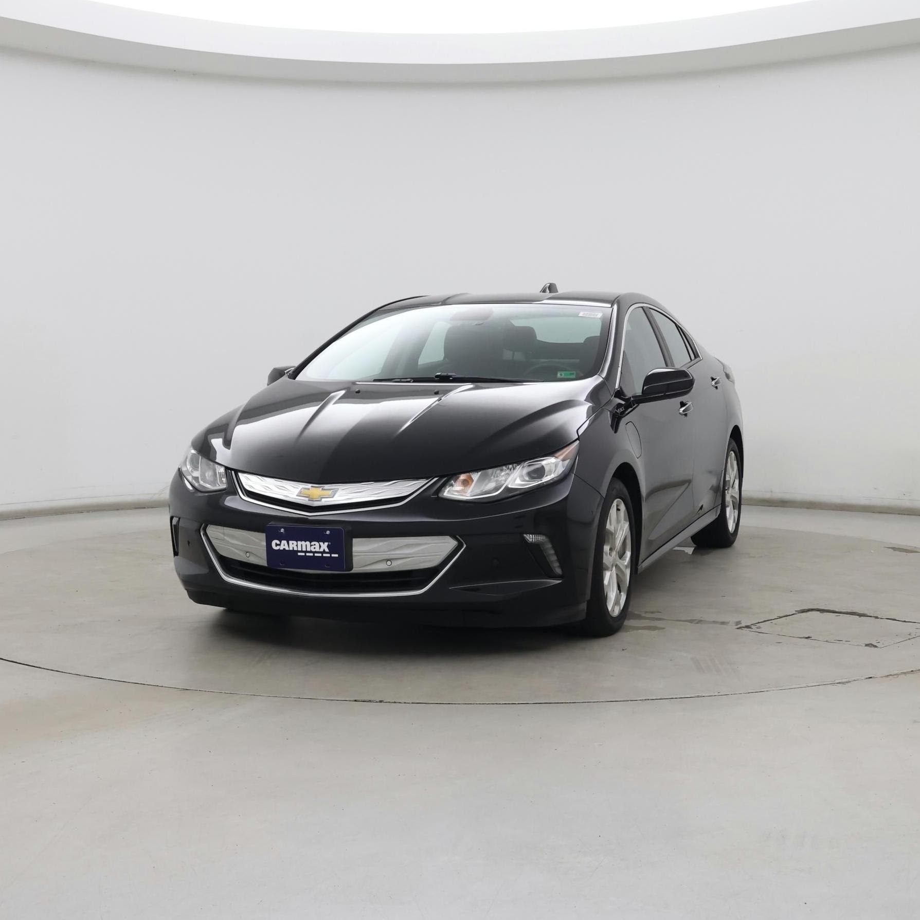 Thumbnail: 2016 Chevrolet Volt - 4