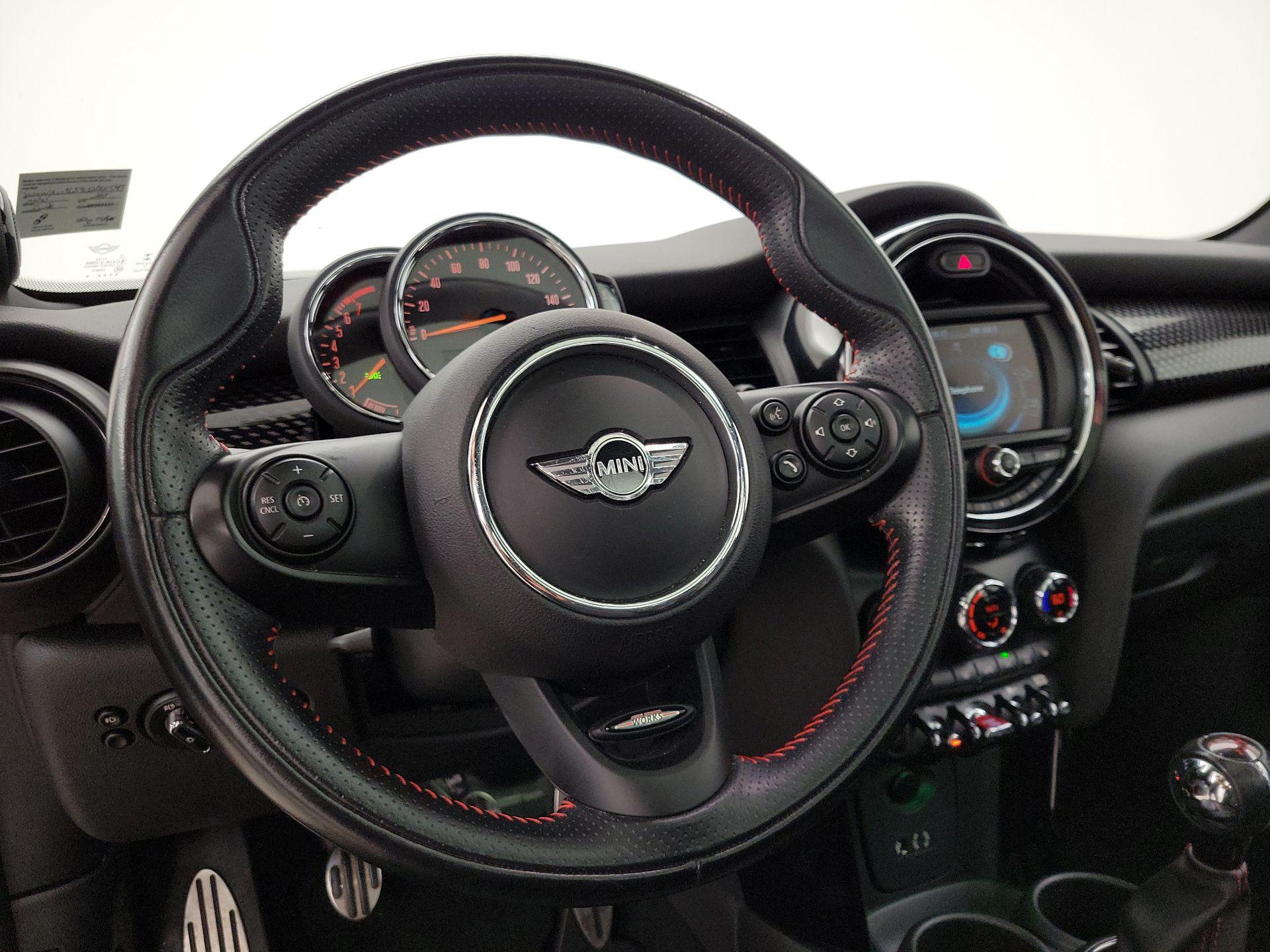Thumbnail: 2018 MINI Cooper Hardtop - 10