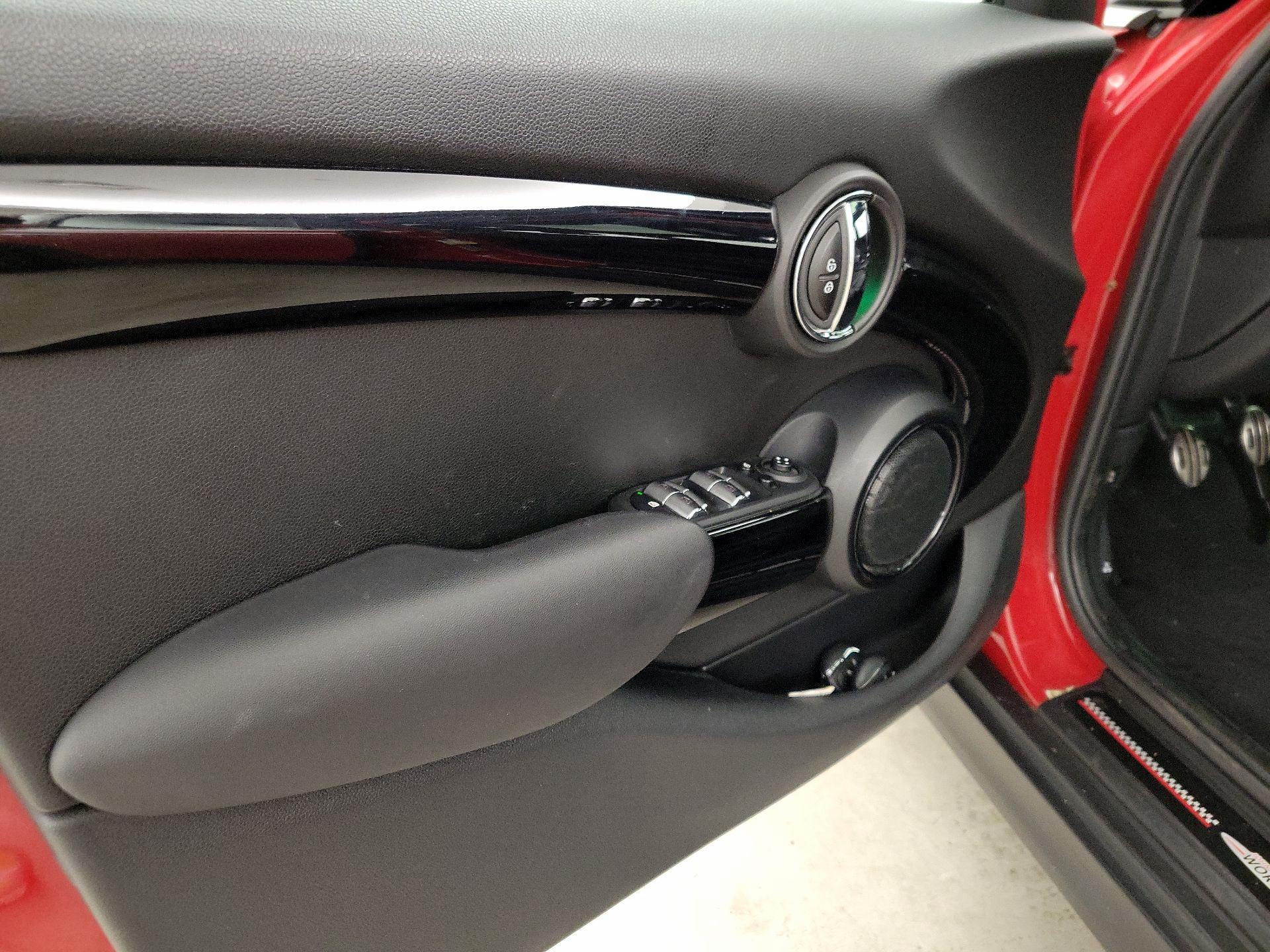 Thumbnail: 2018 MINI Cooper Hardtop - 12