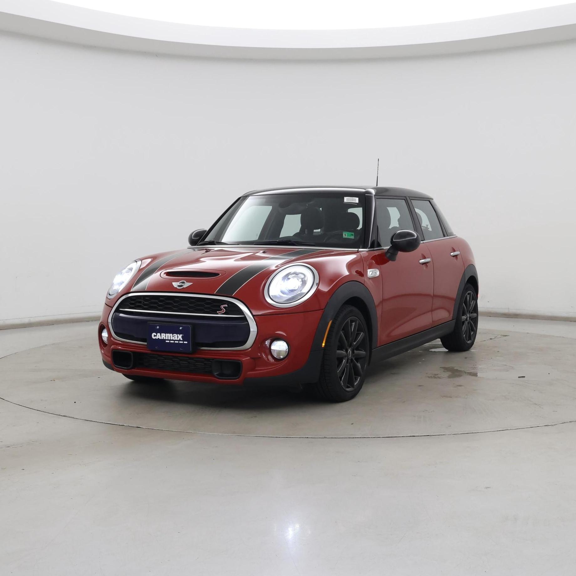 Thumbnail: 2018 MINI Cooper Hardtop - 4