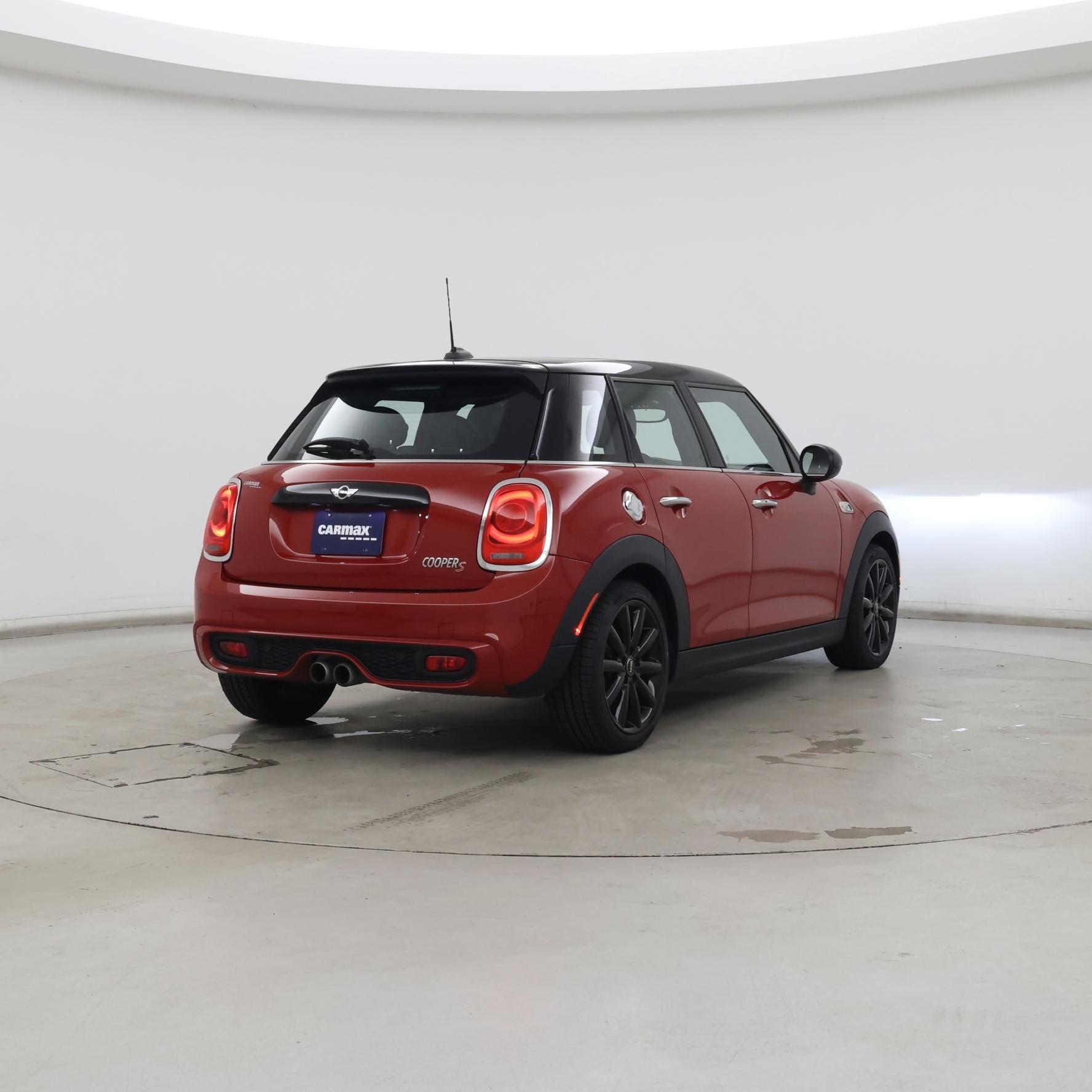 Thumbnail: 2018 MINI Cooper Hardtop - 8