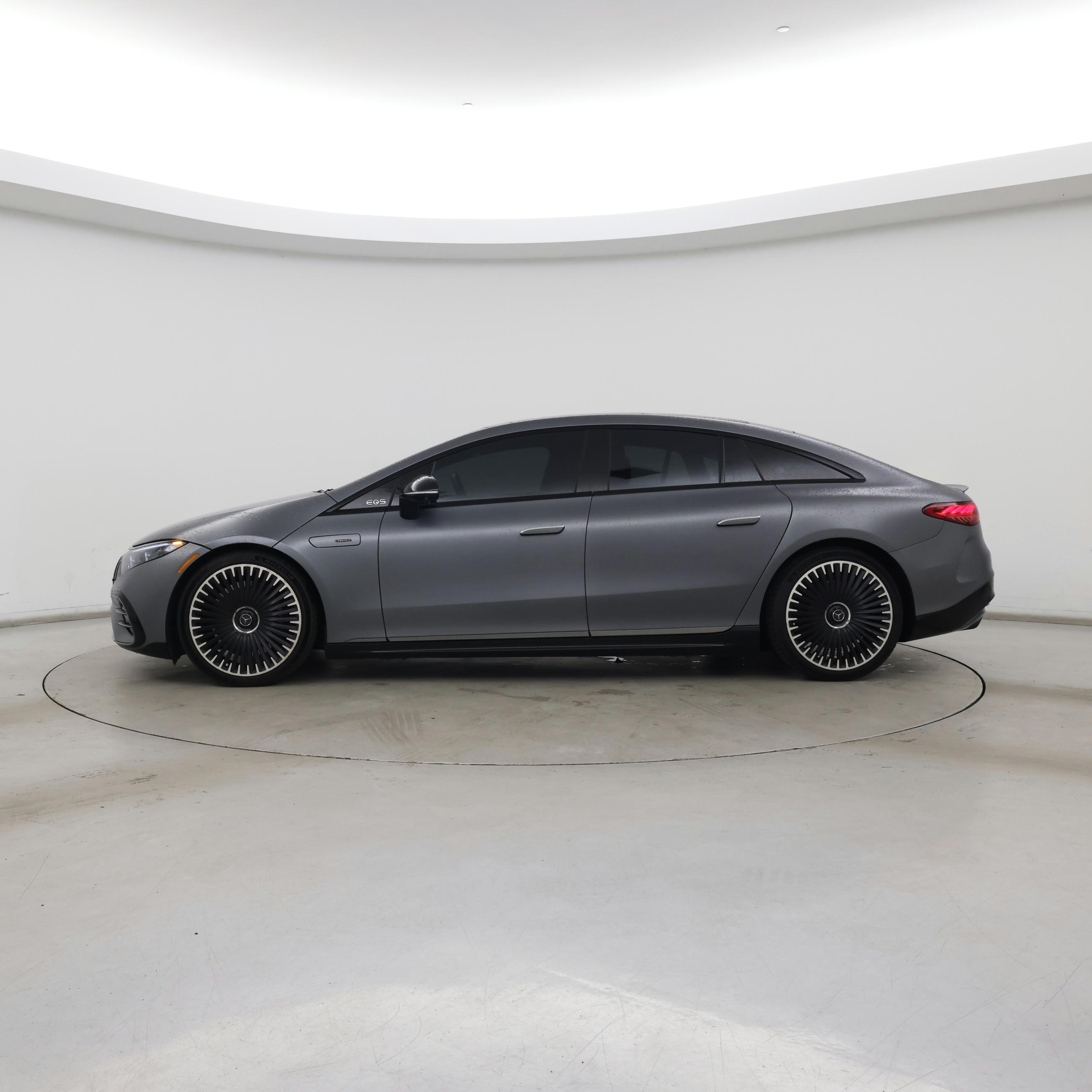 Thumbnail: 2022 Mercedes-Benz EQS - 3