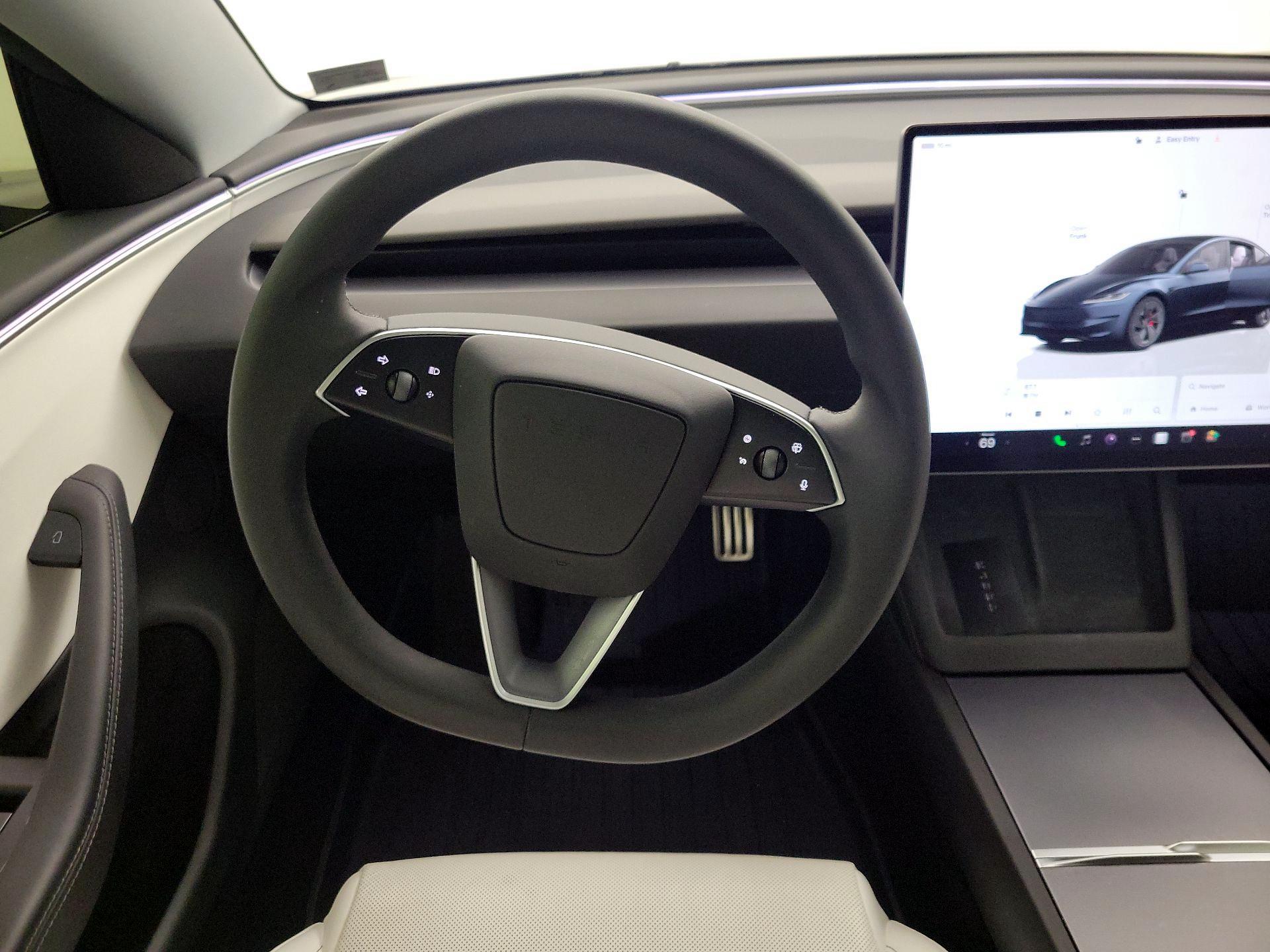 Thumbnail: 2024 Tesla Model 3 - 10