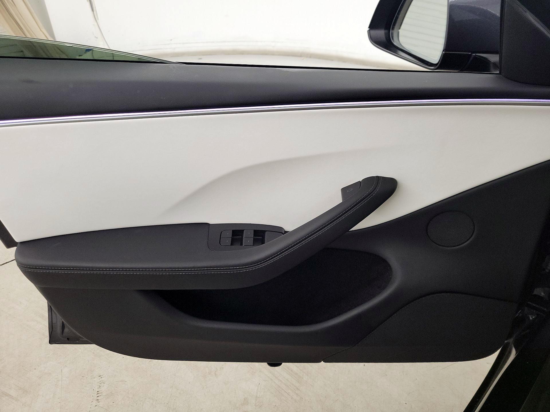 Thumbnail: 2024 Tesla Model 3 - 12