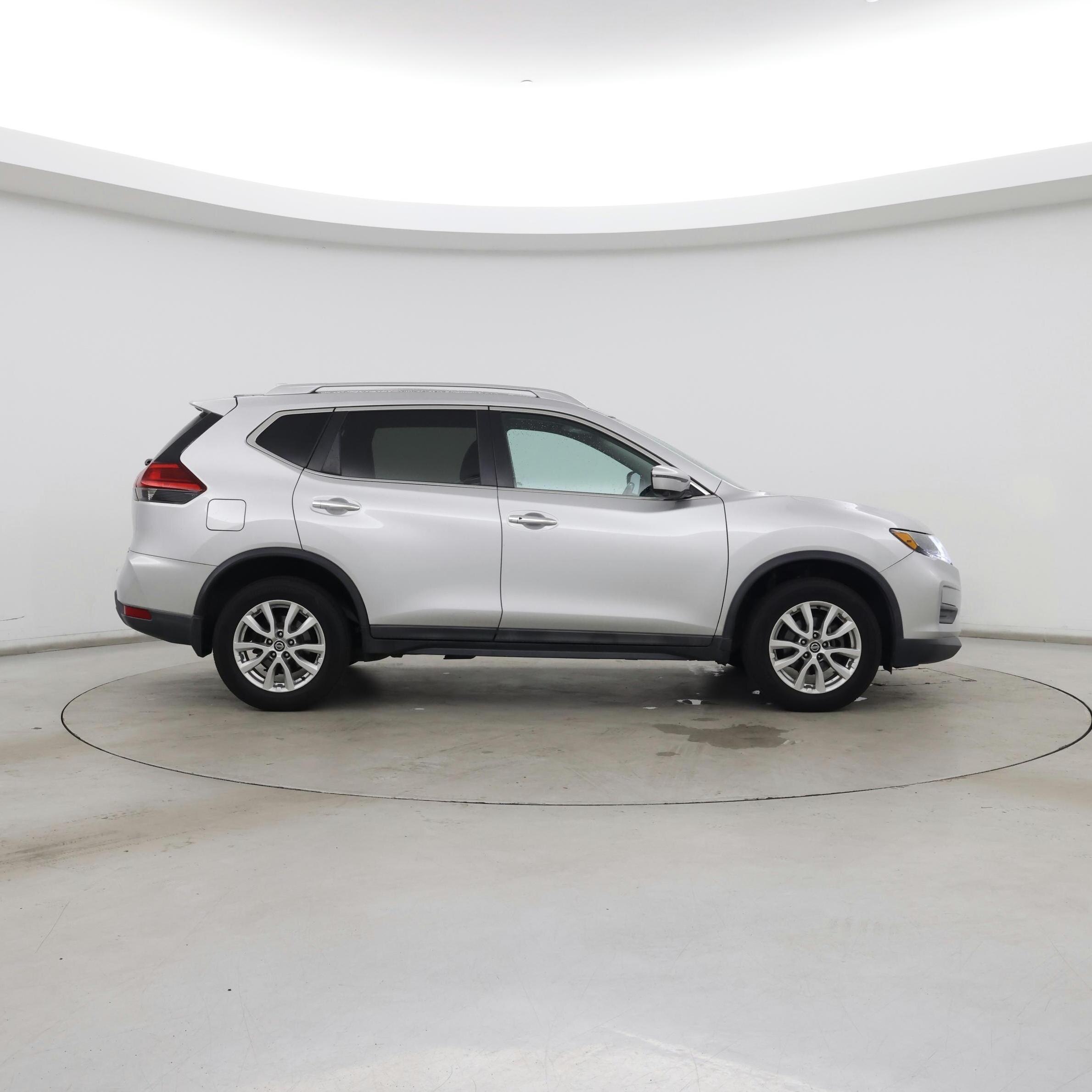 Thumbnail: 2017 Nissan Rogue - 7