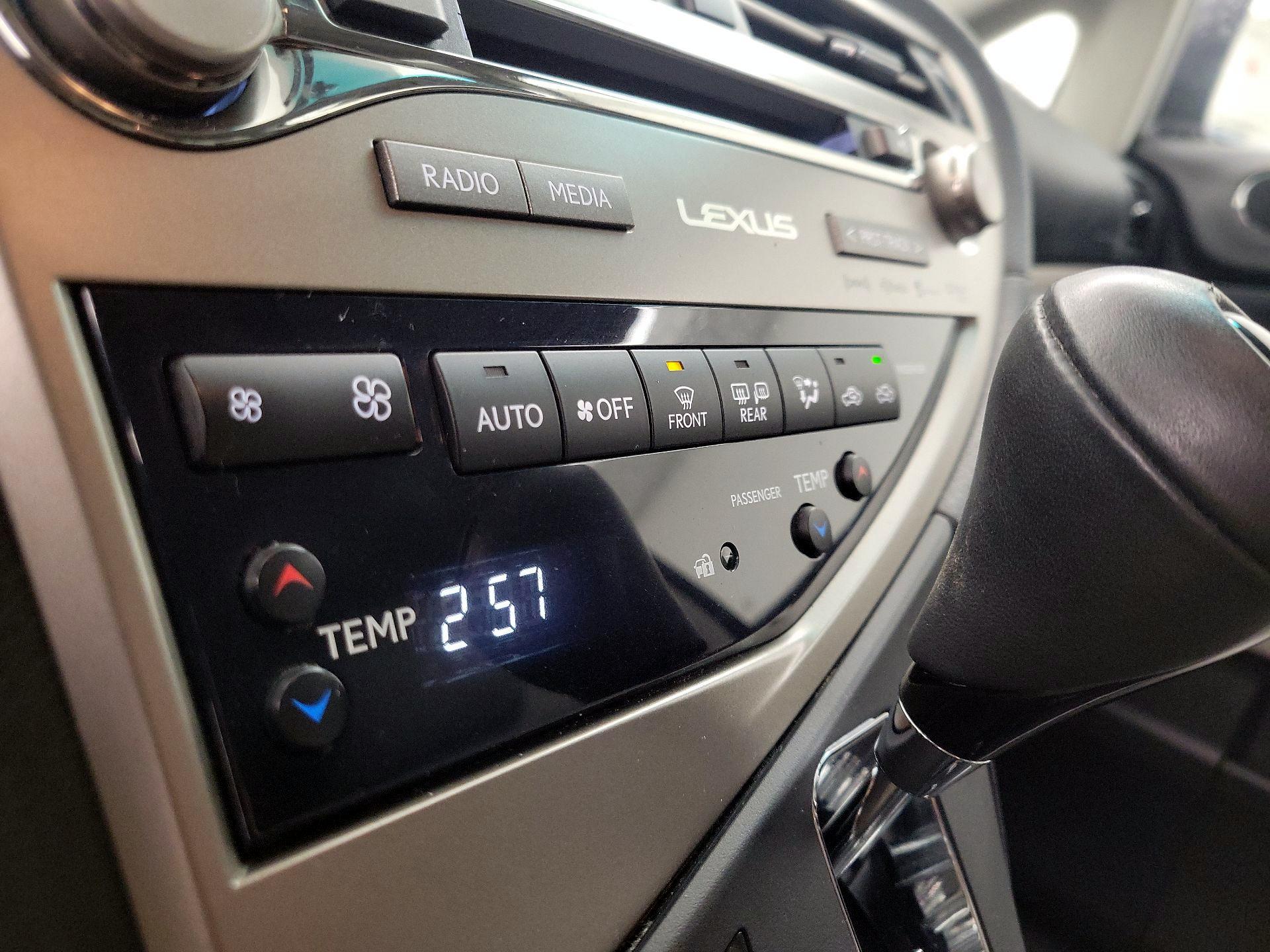 Thumbnail: 2015 Lexus RX - 17