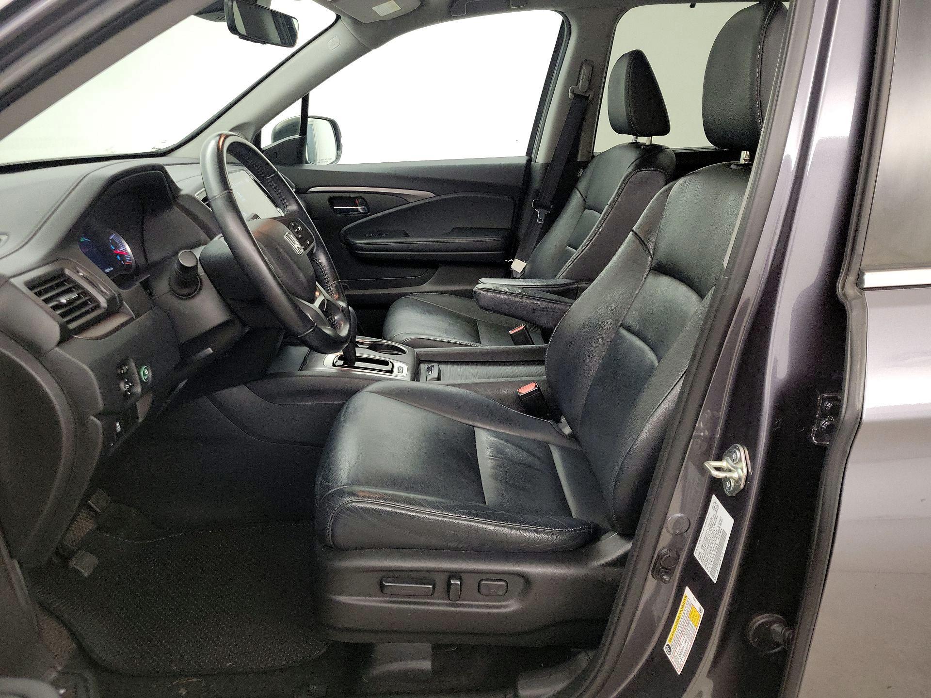 Thumbnail: 2020 Honda Pilot - 11
