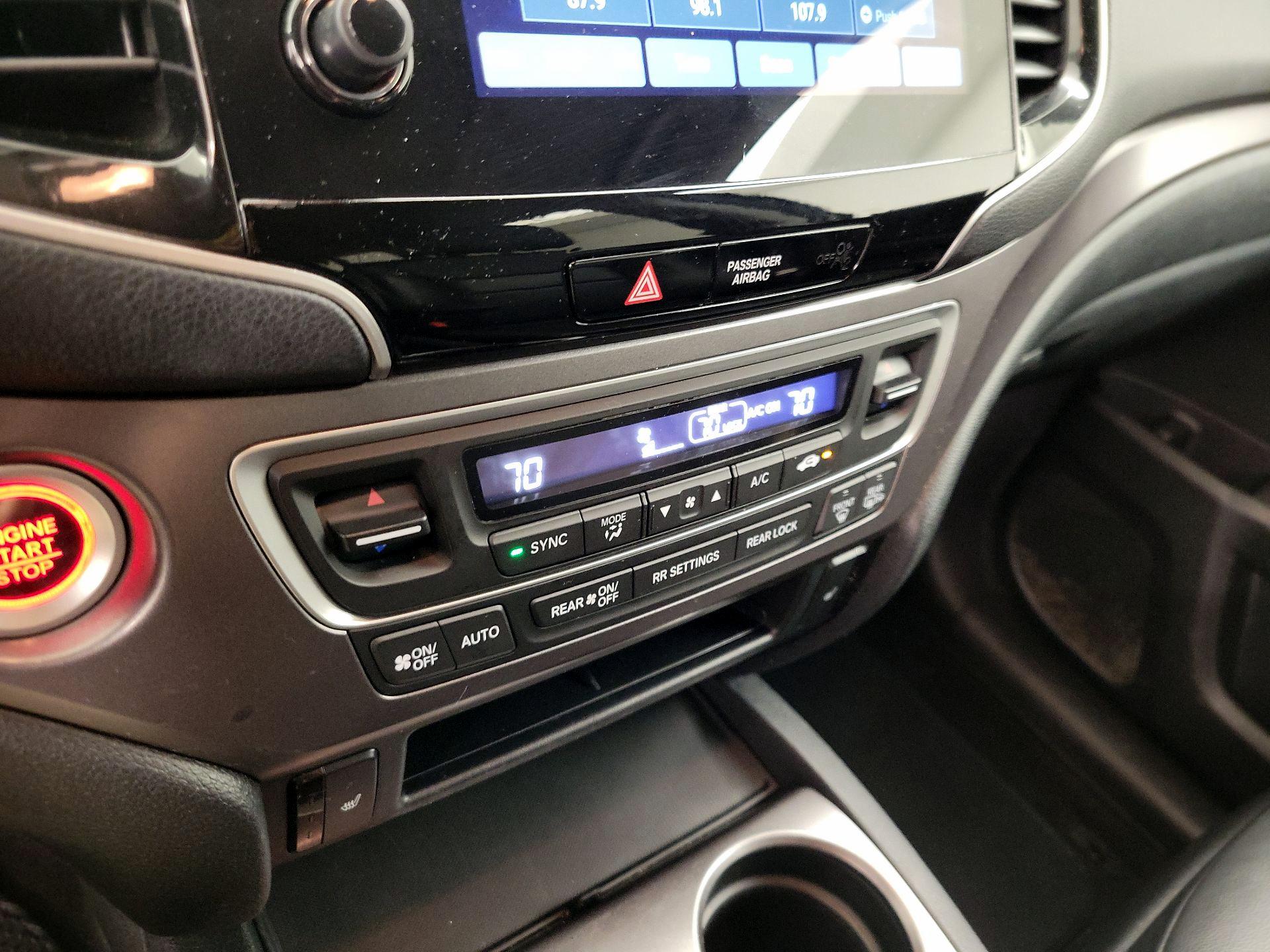 Thumbnail: 2020 Honda Pilot - 16