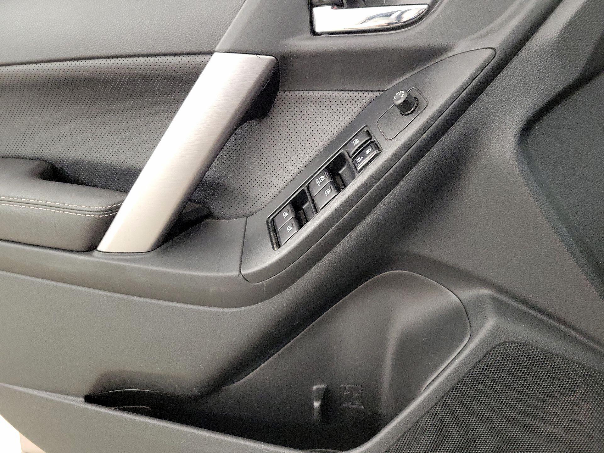Thumbnail: 2015 Subaru Forester - 12