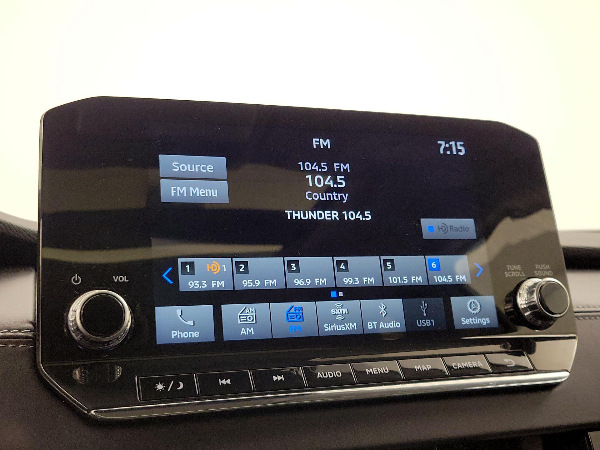 Thumbnail: 2024 Mitsubishi Outlander - 16