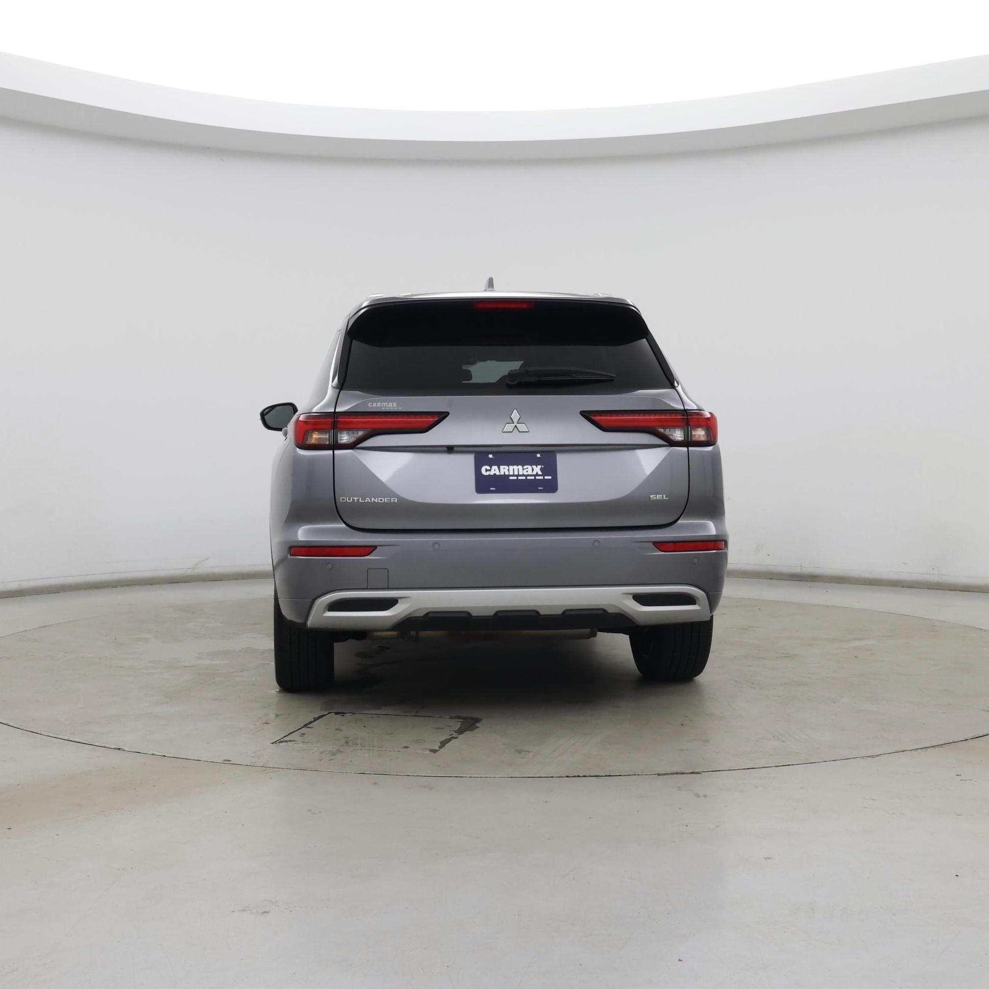 Thumbnail: 2024 Mitsubishi Outlander - 6