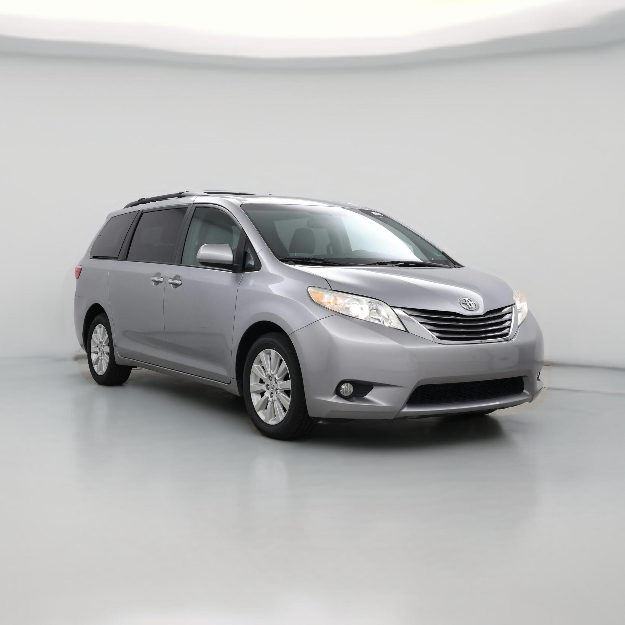 Thumbnail: 2015 Toyota Sienna - 1