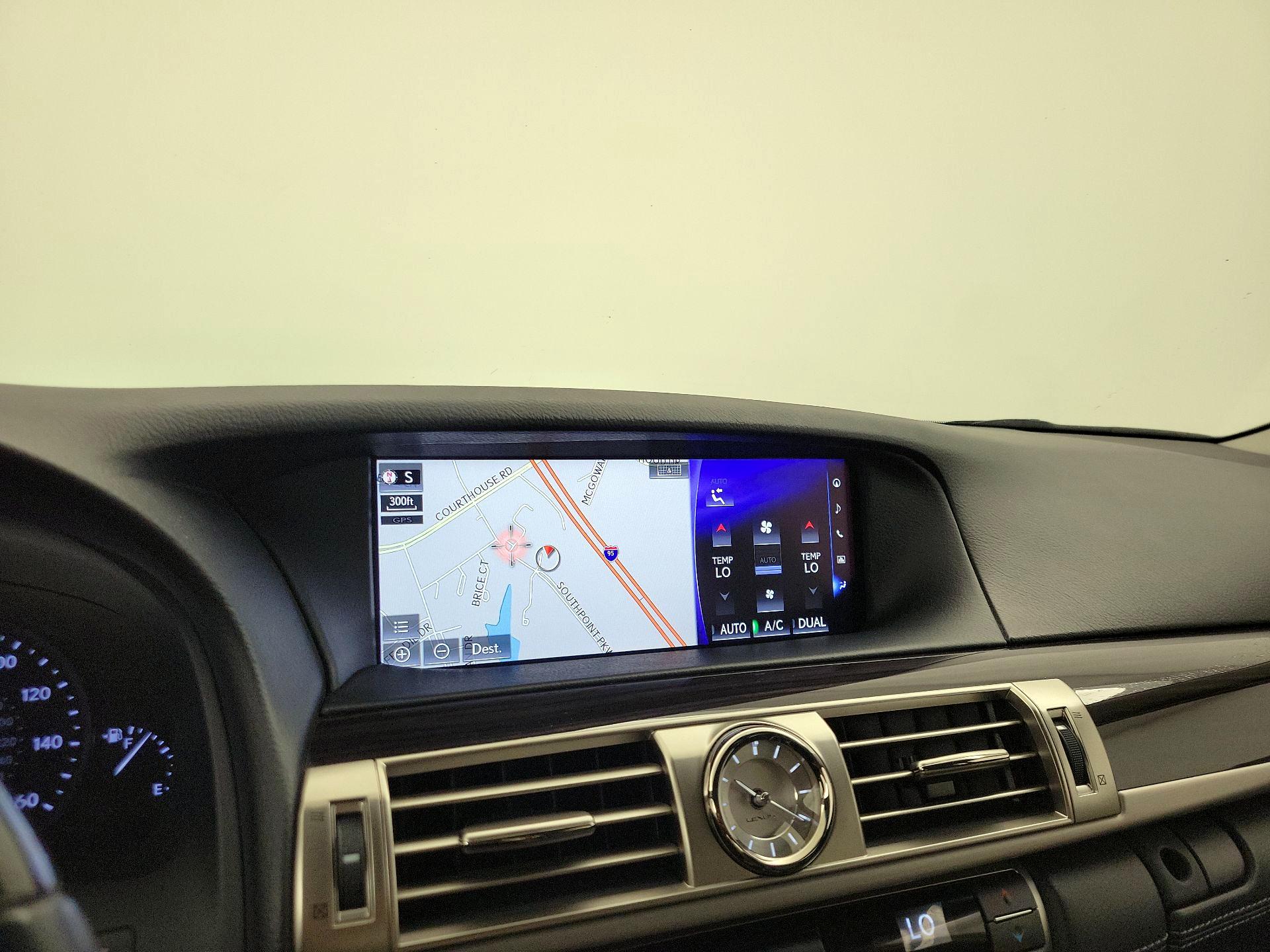 Thumbnail: 2016 Lexus LS - 14