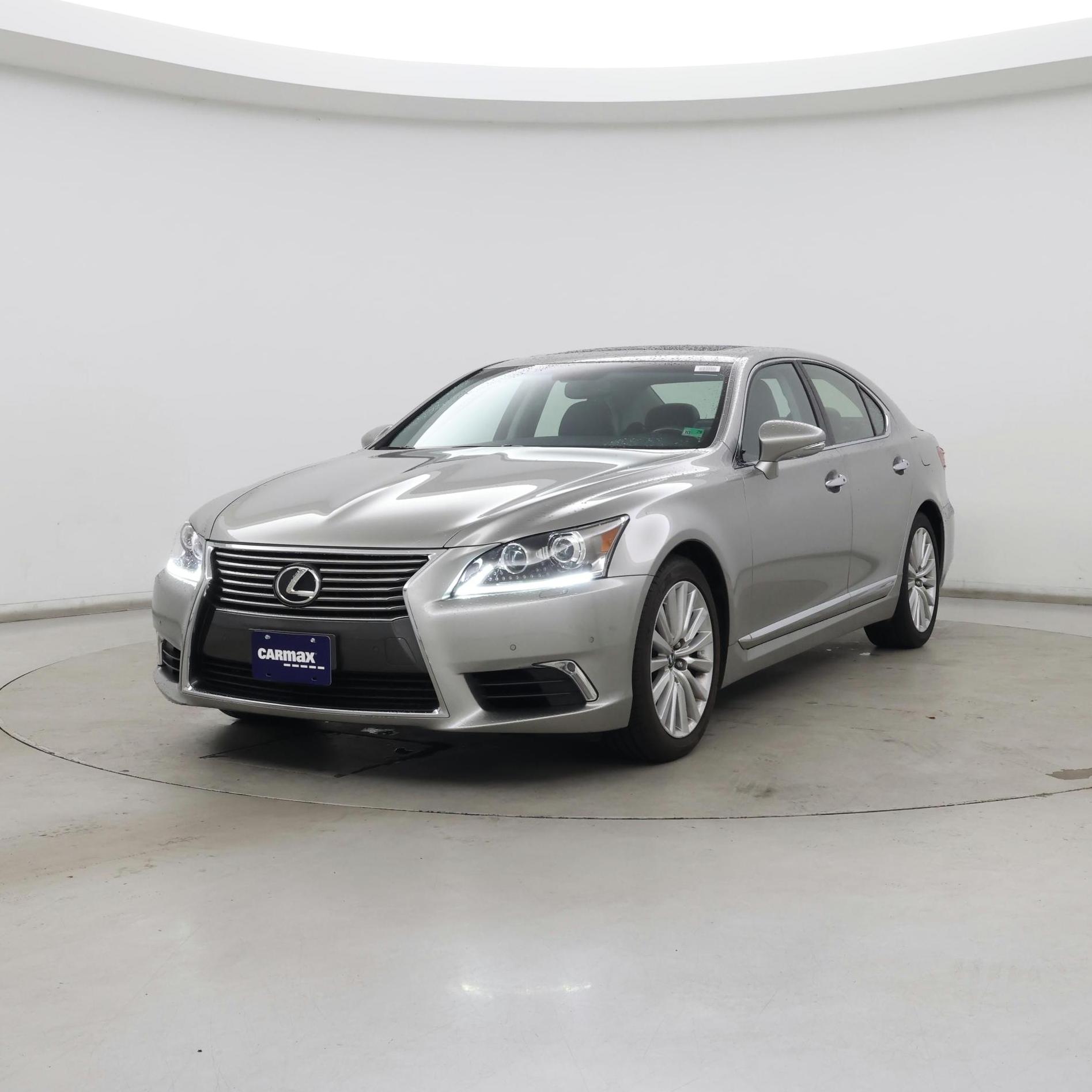 Thumbnail: 2016 Lexus LS - 4