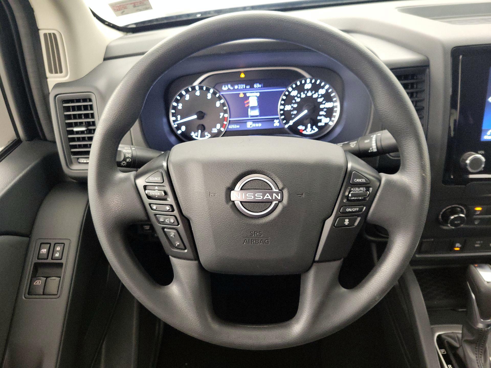 Thumbnail: 2022 Nissan Frontier - 10