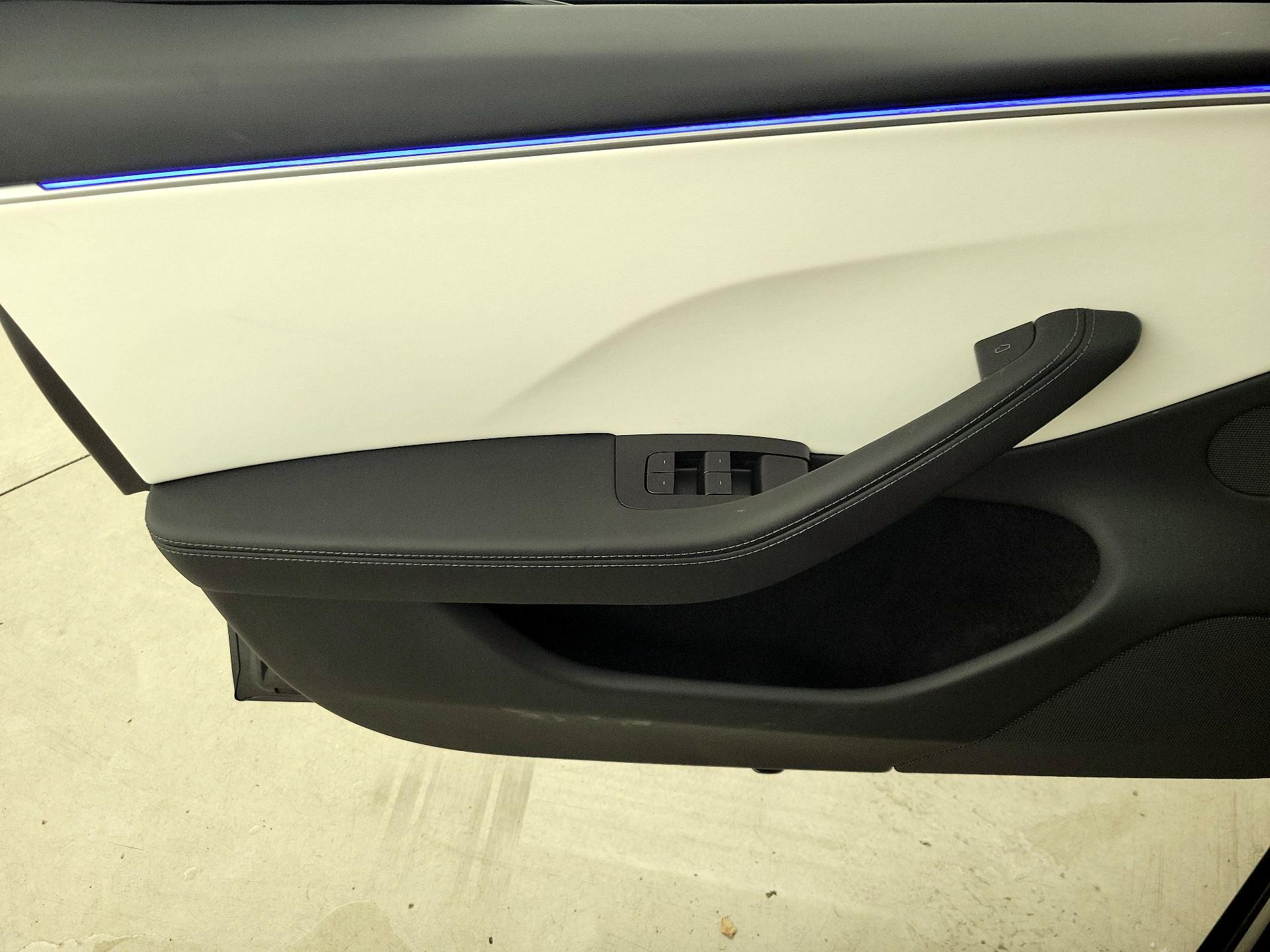 Thumbnail: 2024 Tesla Model 3 - 12