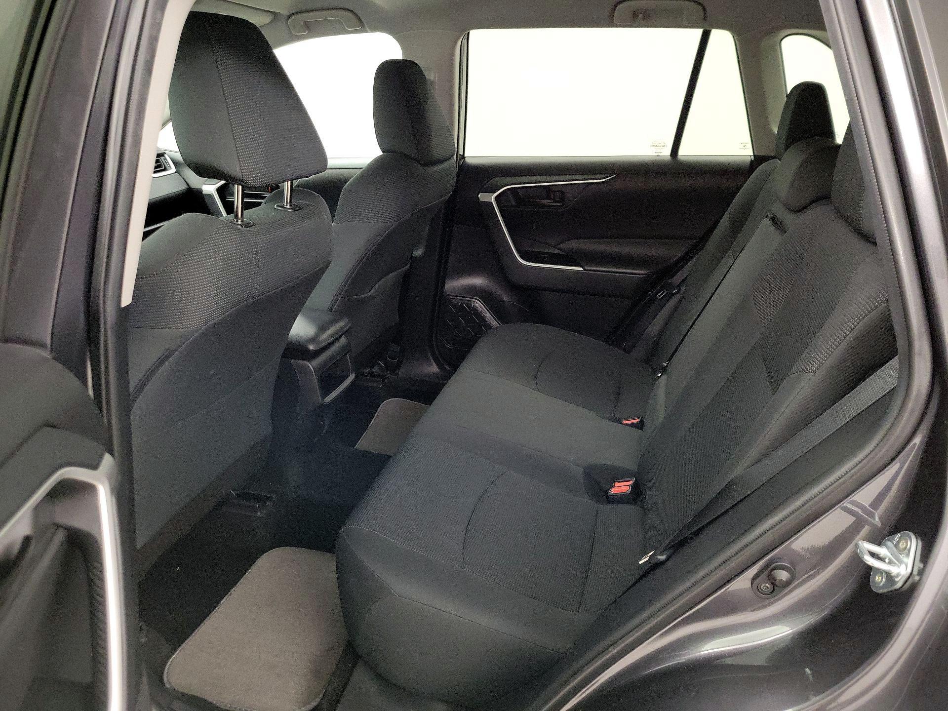 Thumbnail: 2021 Toyota RAV4 - 19