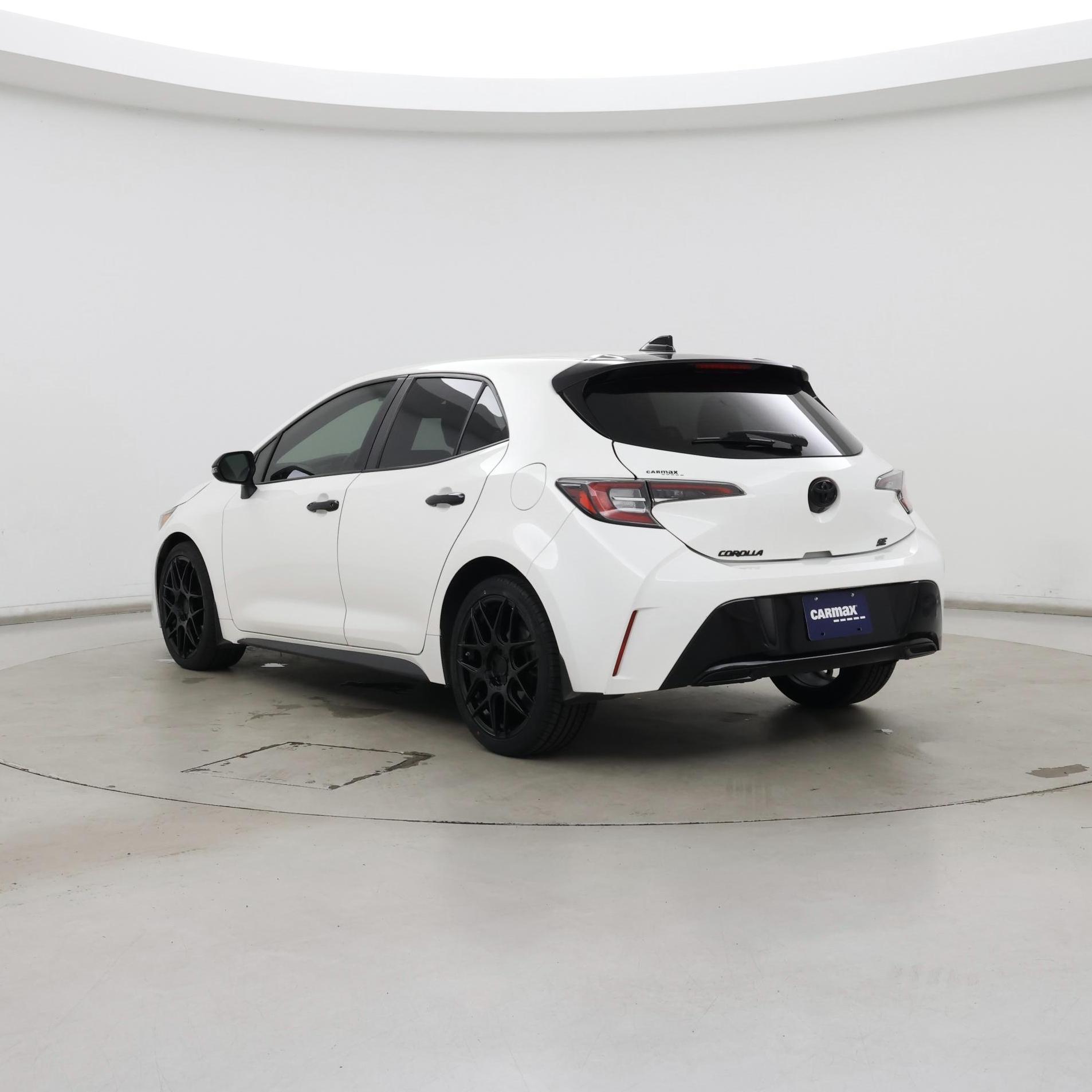 Thumbnail: 2021 Toyota Corolla - 2