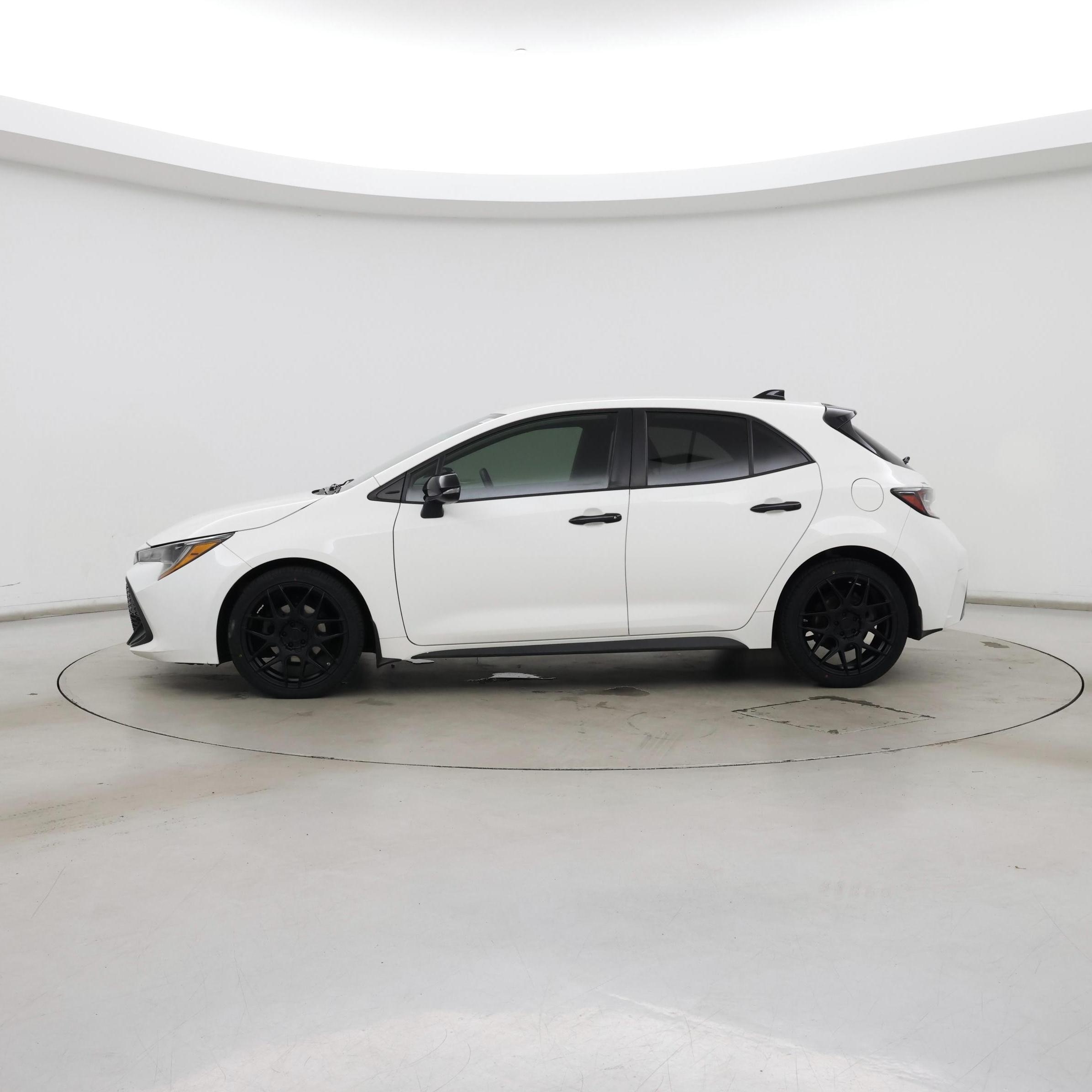 Thumbnail: 2021 Toyota Corolla - 3