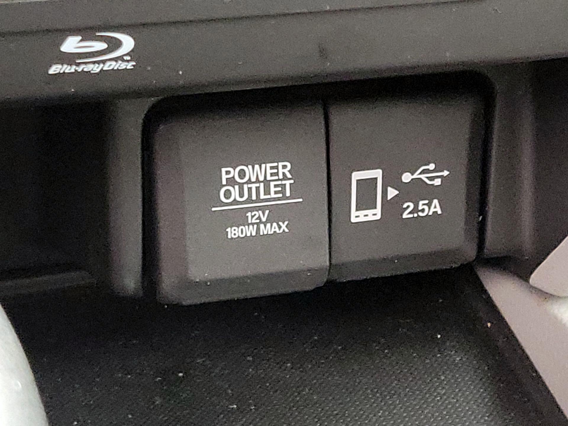 Thumbnail: 2019 Honda Pilot - 19