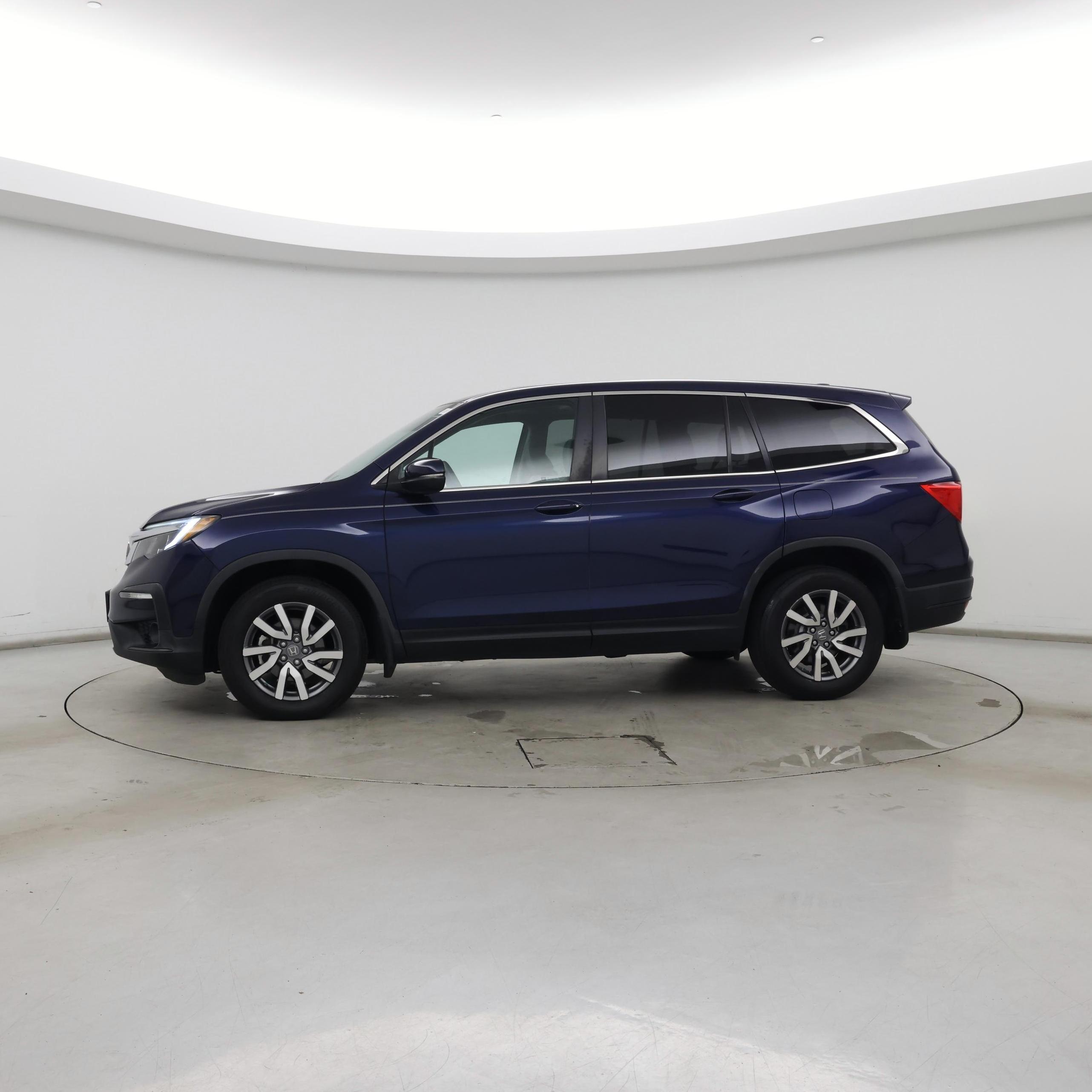 Thumbnail: 2019 Honda Pilot - 3