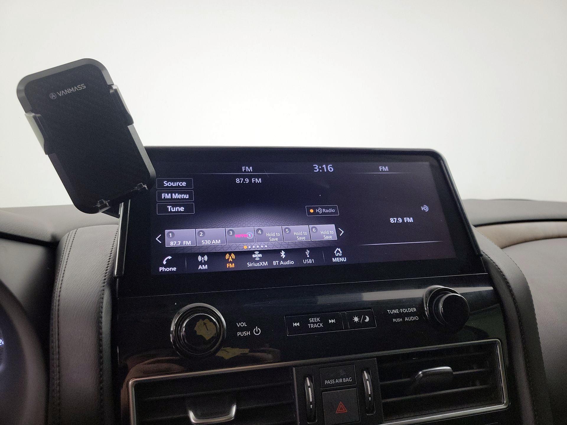 Thumbnail: 2021 Nissan Armada - 16