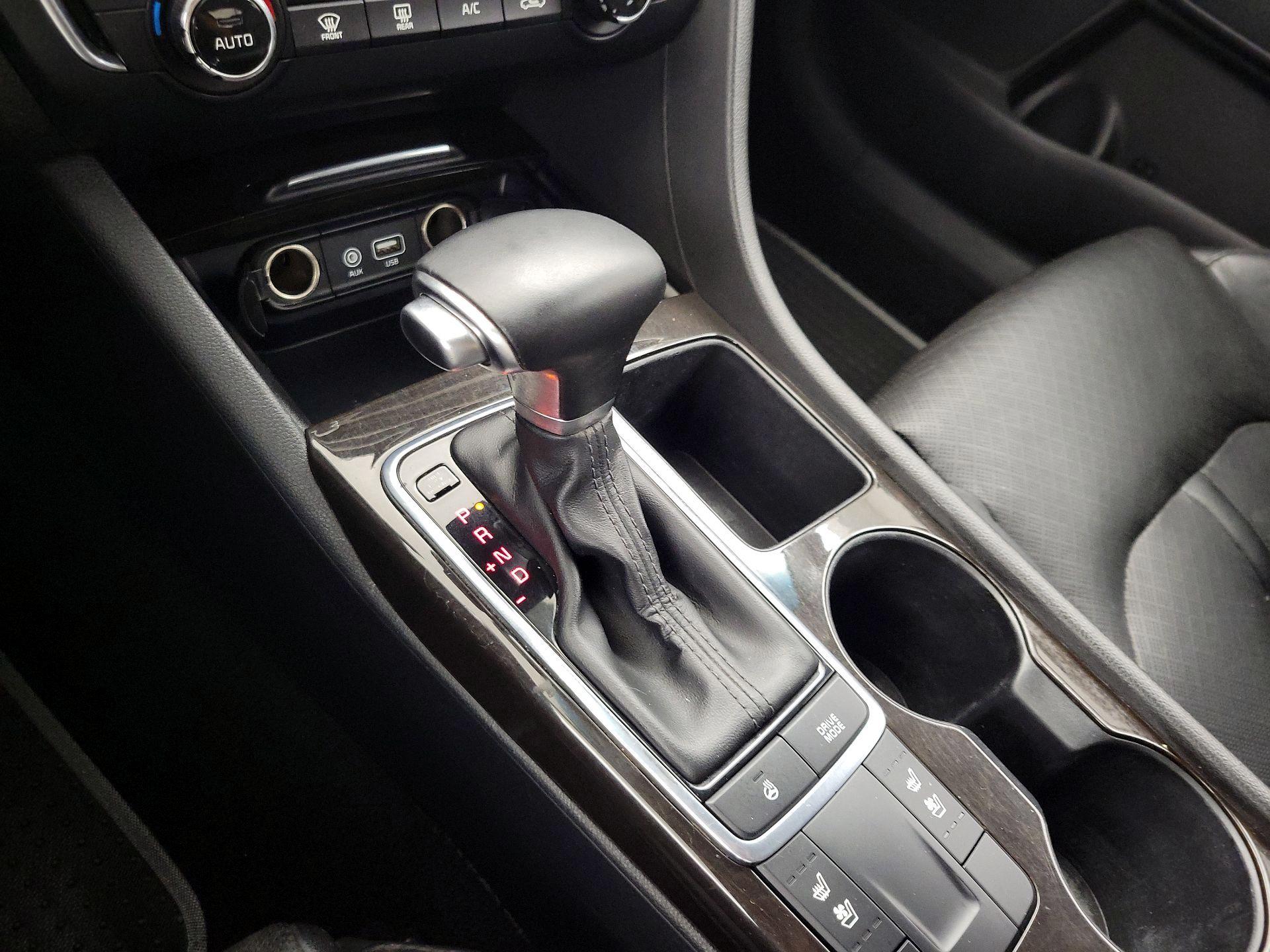 Thumbnail: 2016 Kia Optima - 18
