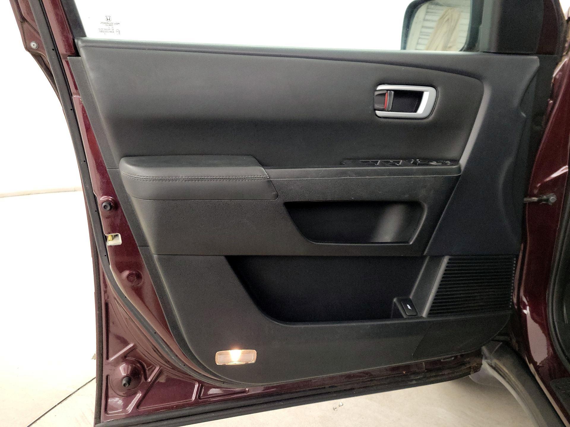 Thumbnail: 2015 Honda Pilot - 12