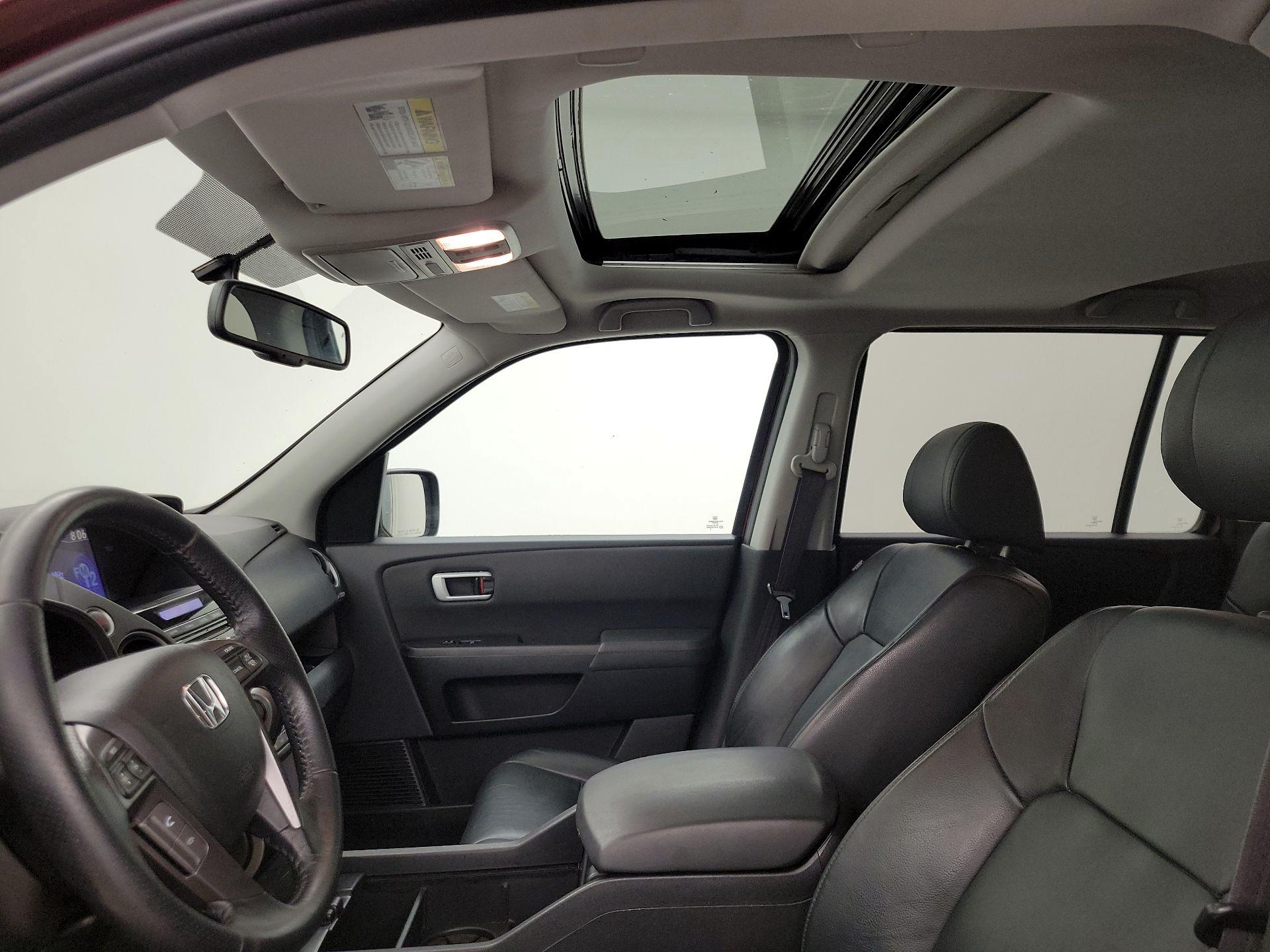 Thumbnail: 2015 Honda Pilot - 19