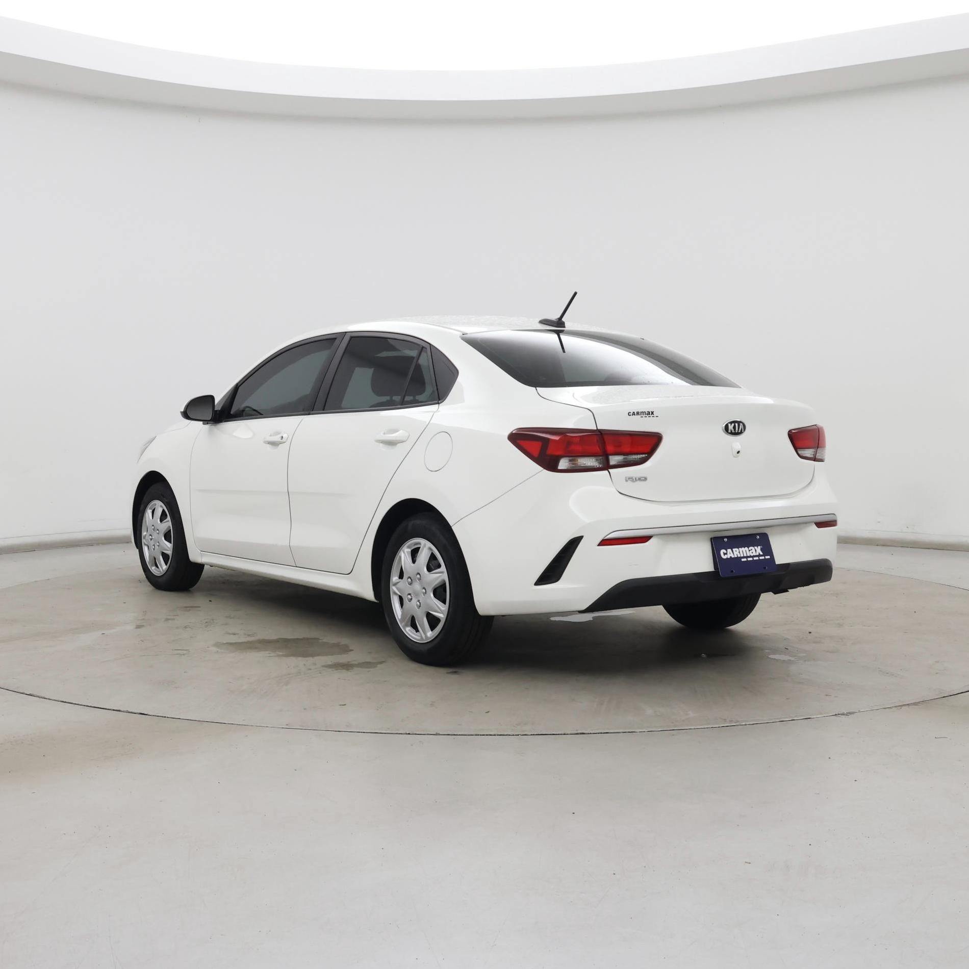 Thumbnail: 2021 Kia Rio - 2