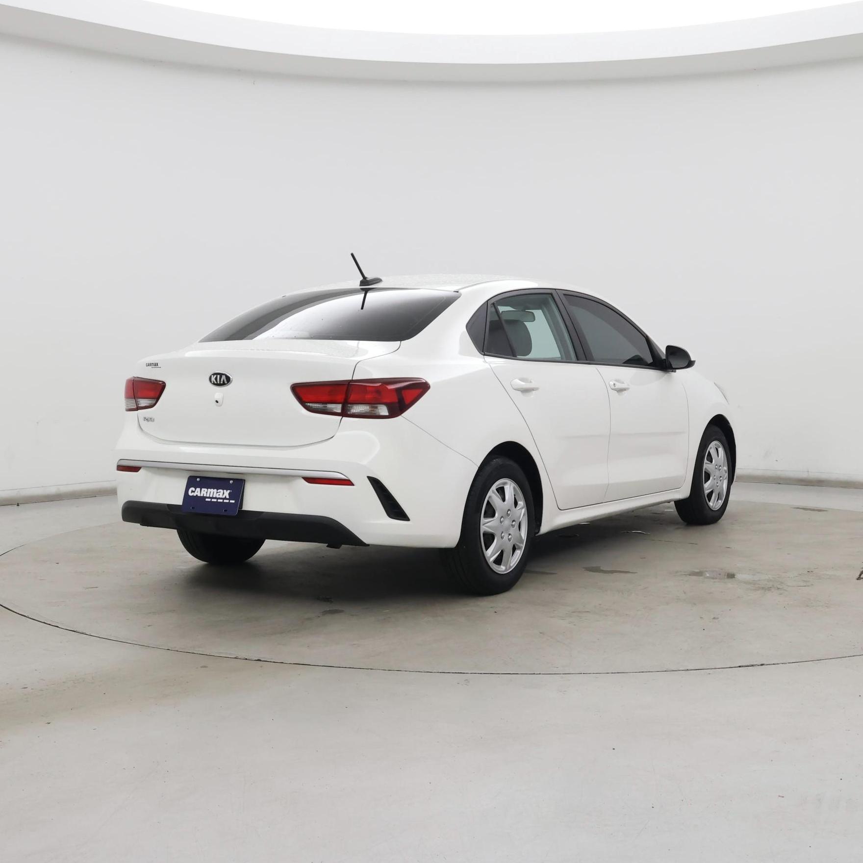 Thumbnail: 2021 Kia Rio - 8